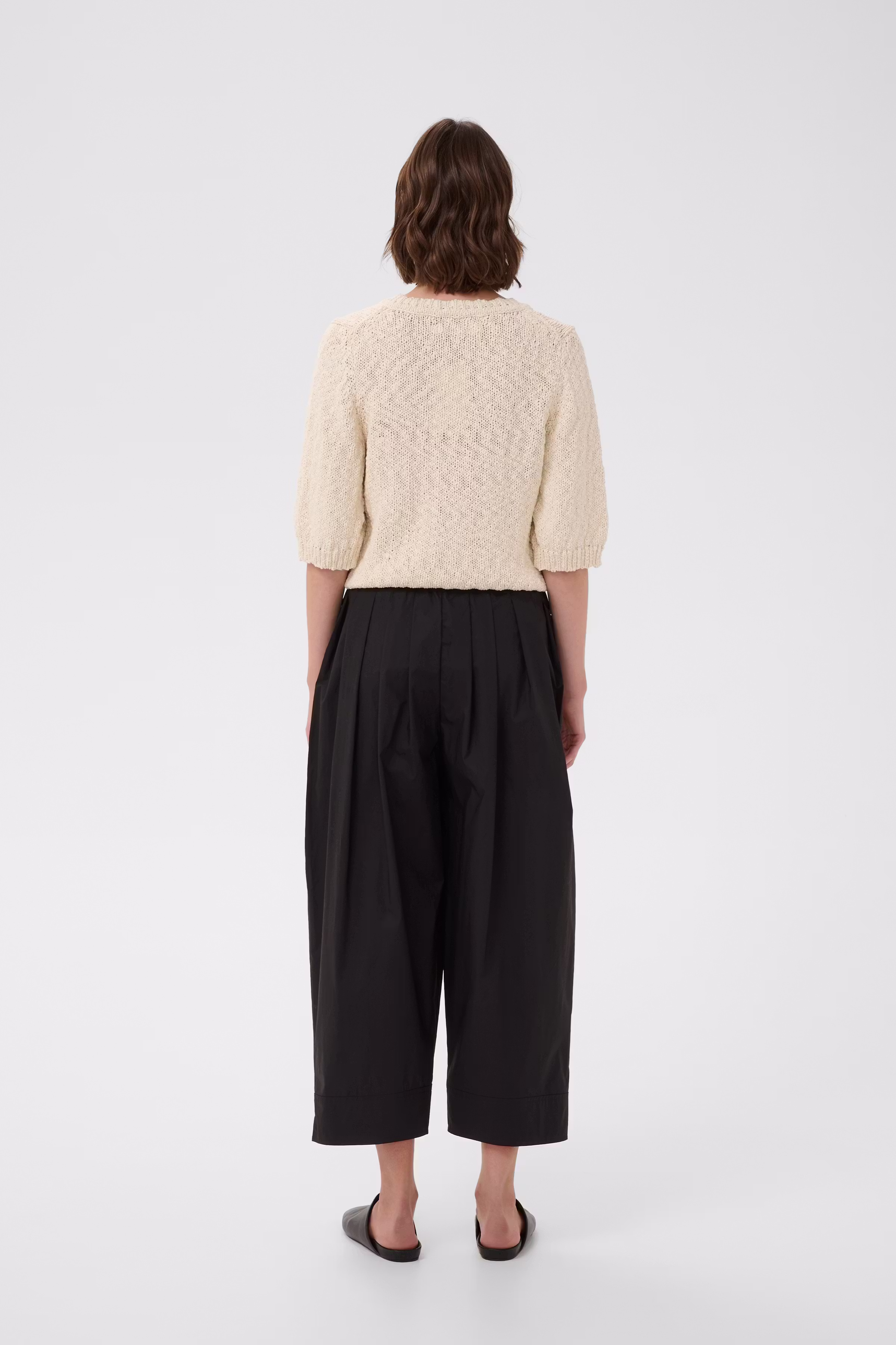 HAZEIW Trousers LOOKBOOK BACK 30112711-194008