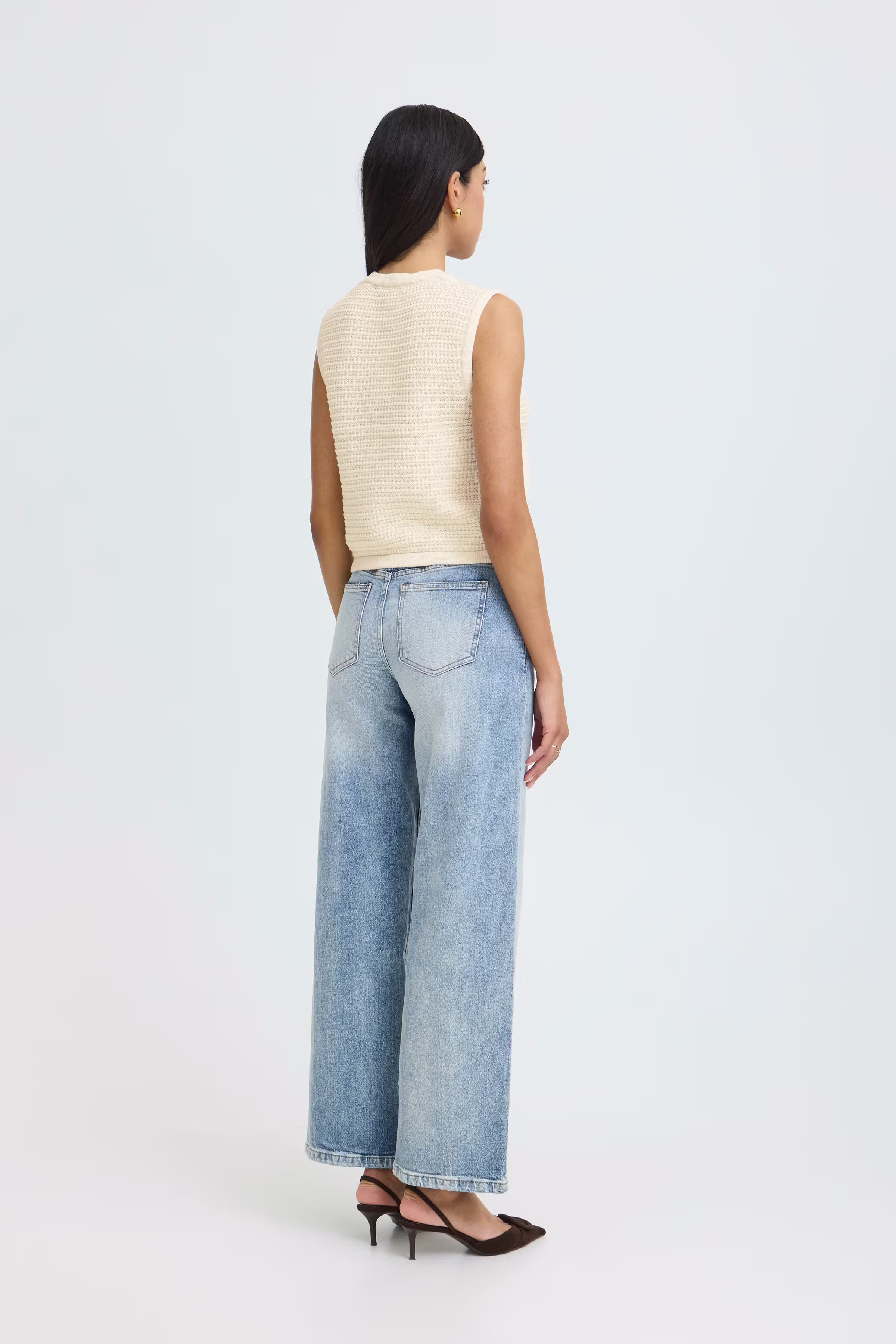 BYMIKALA Waistcoat LOOKBOOK BACK 20818688-130905