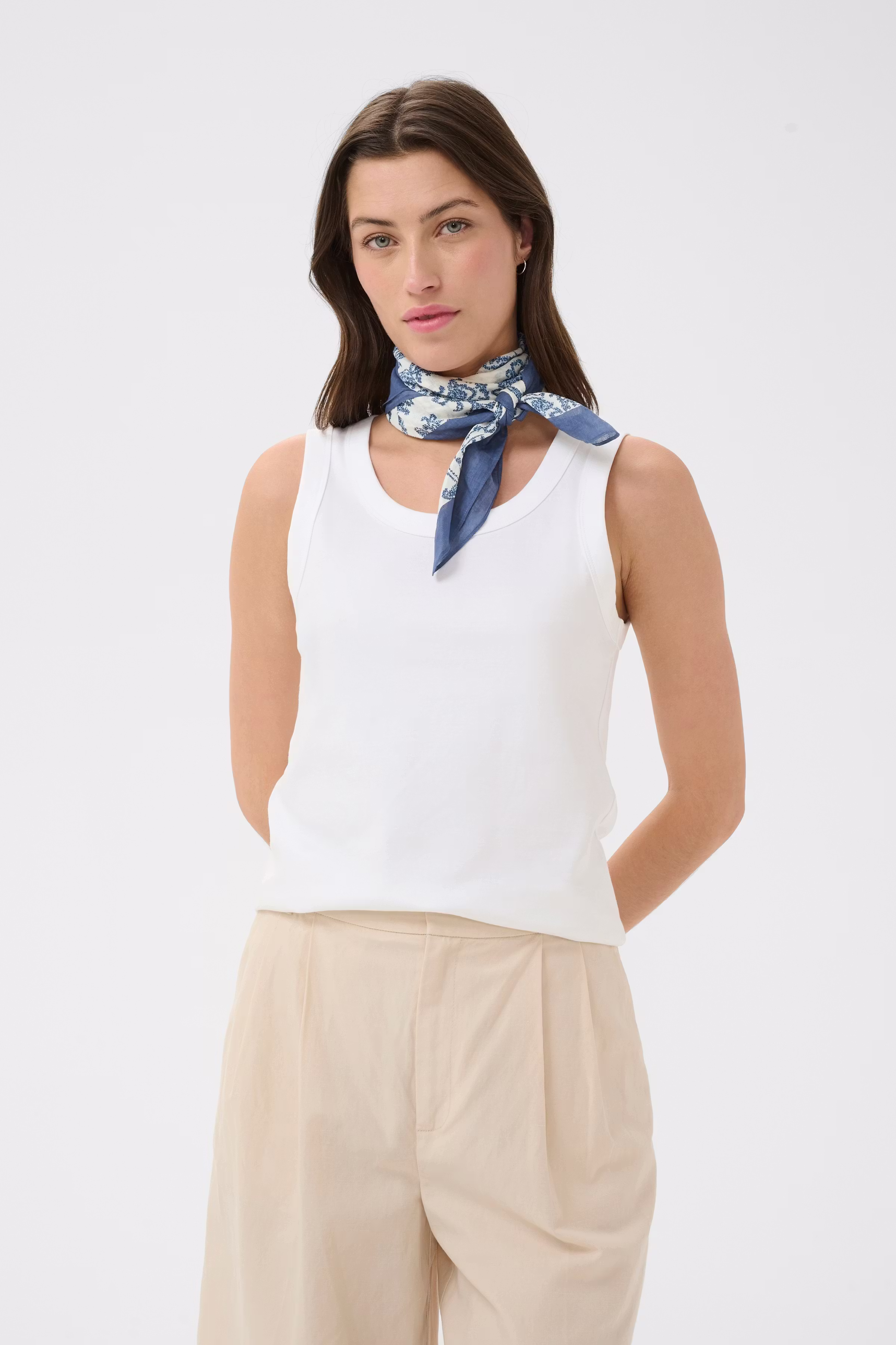 PhiPW Skjerf LOOKBOOK FRONT 30309304-304957