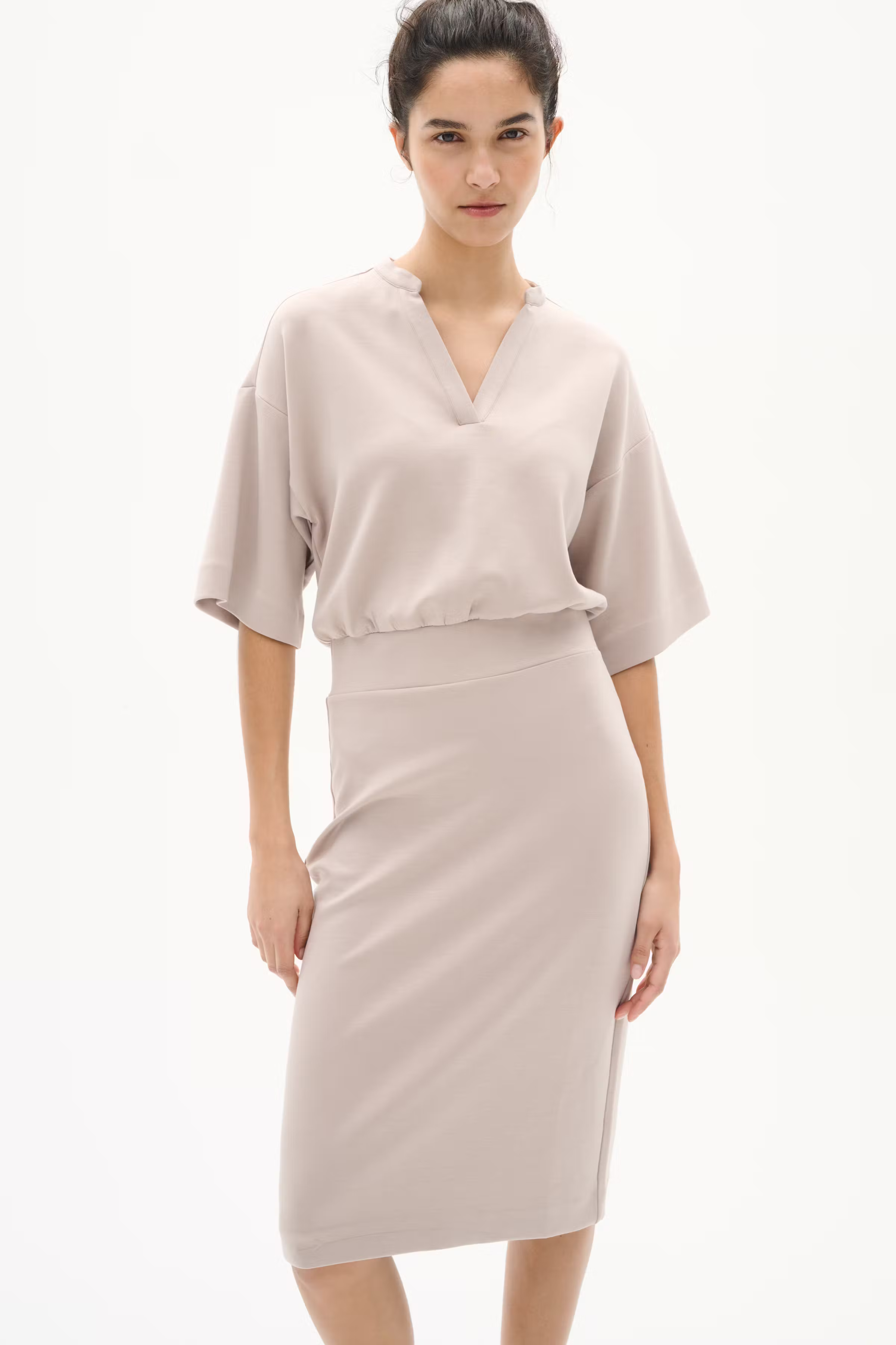 SubinaIW Vincent Klänning LOOKBOOK FRONT 30110495-151506