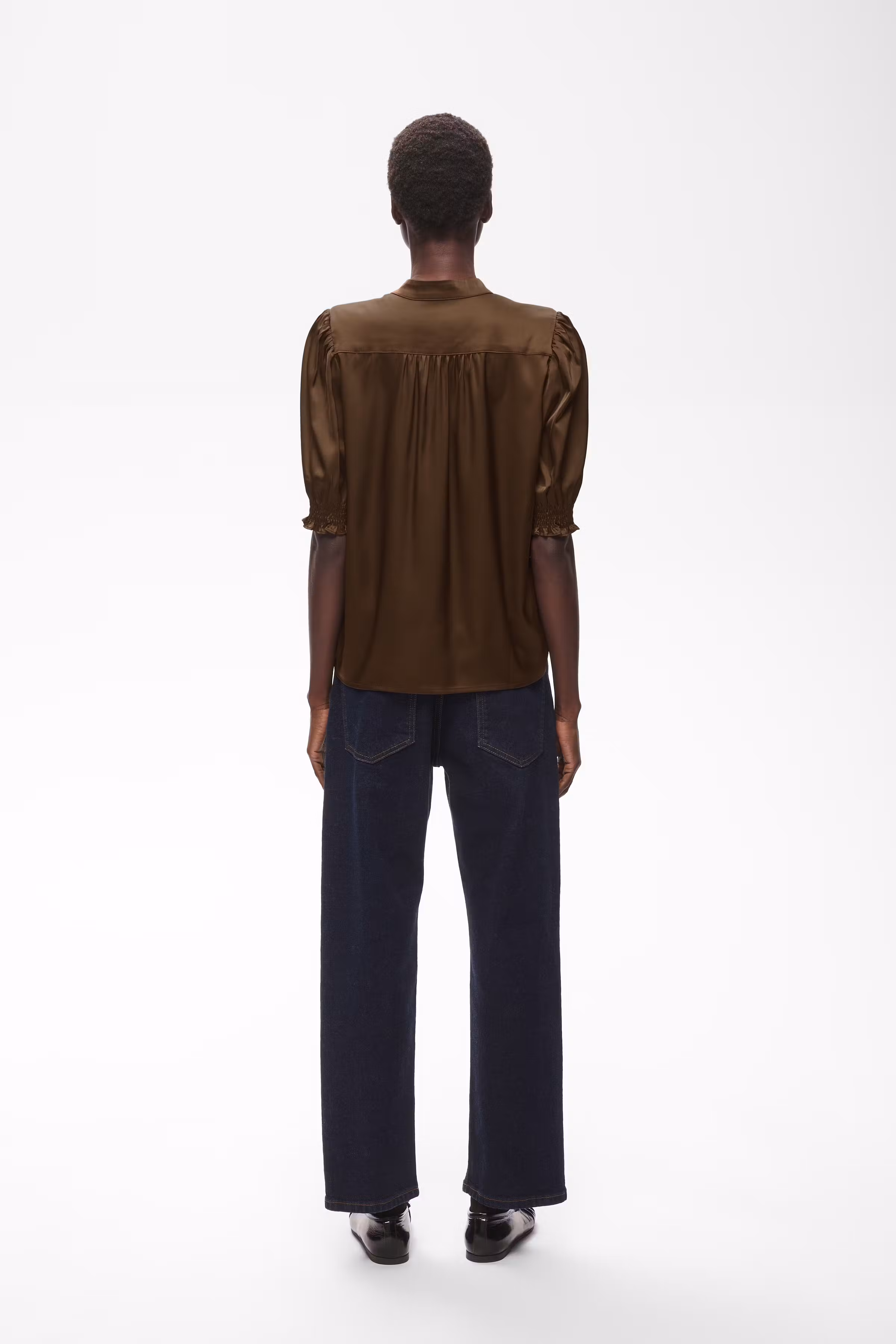 IdinaIW Blouse LOOKBOOK BACK 30111037-191109