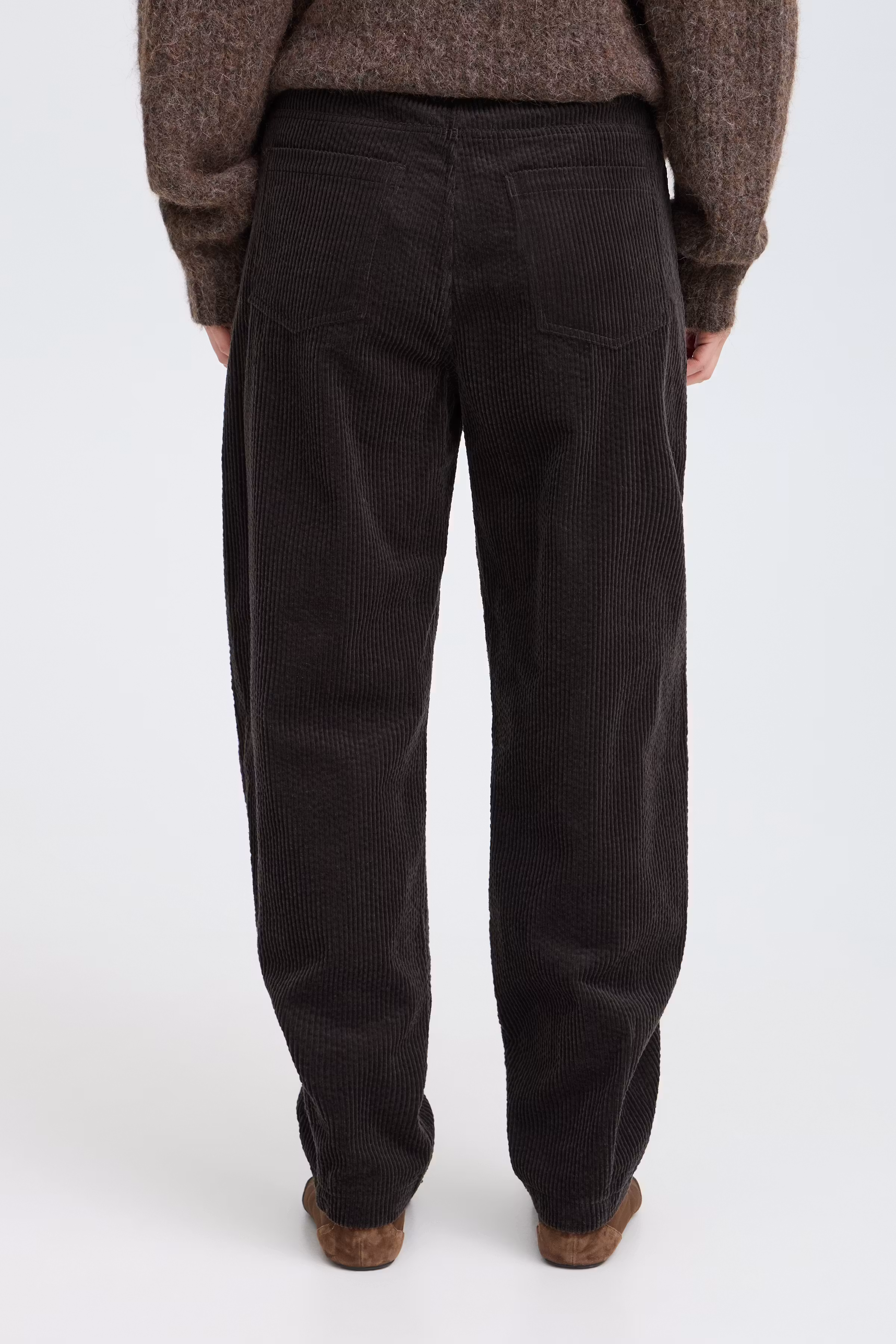 PZESSY Trousers LOOKBOOK BACK 50210724-191103