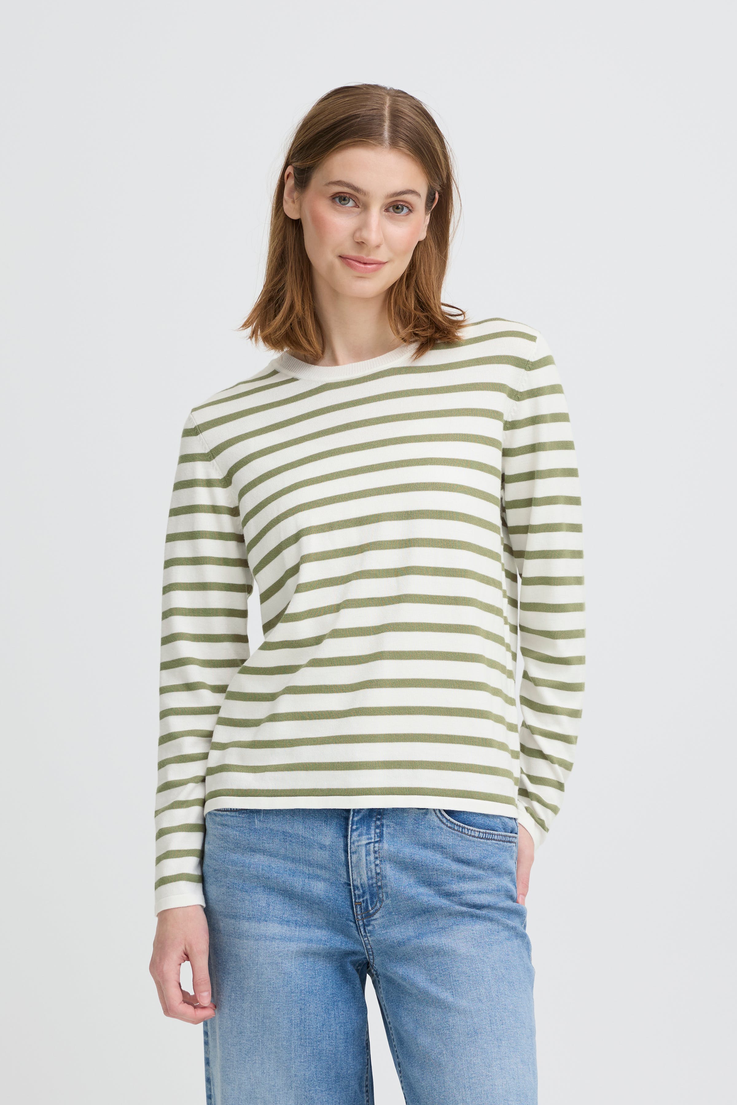 IHLULS O-Neck Pullover LOOKBOOK FRONT 20125814-900006933