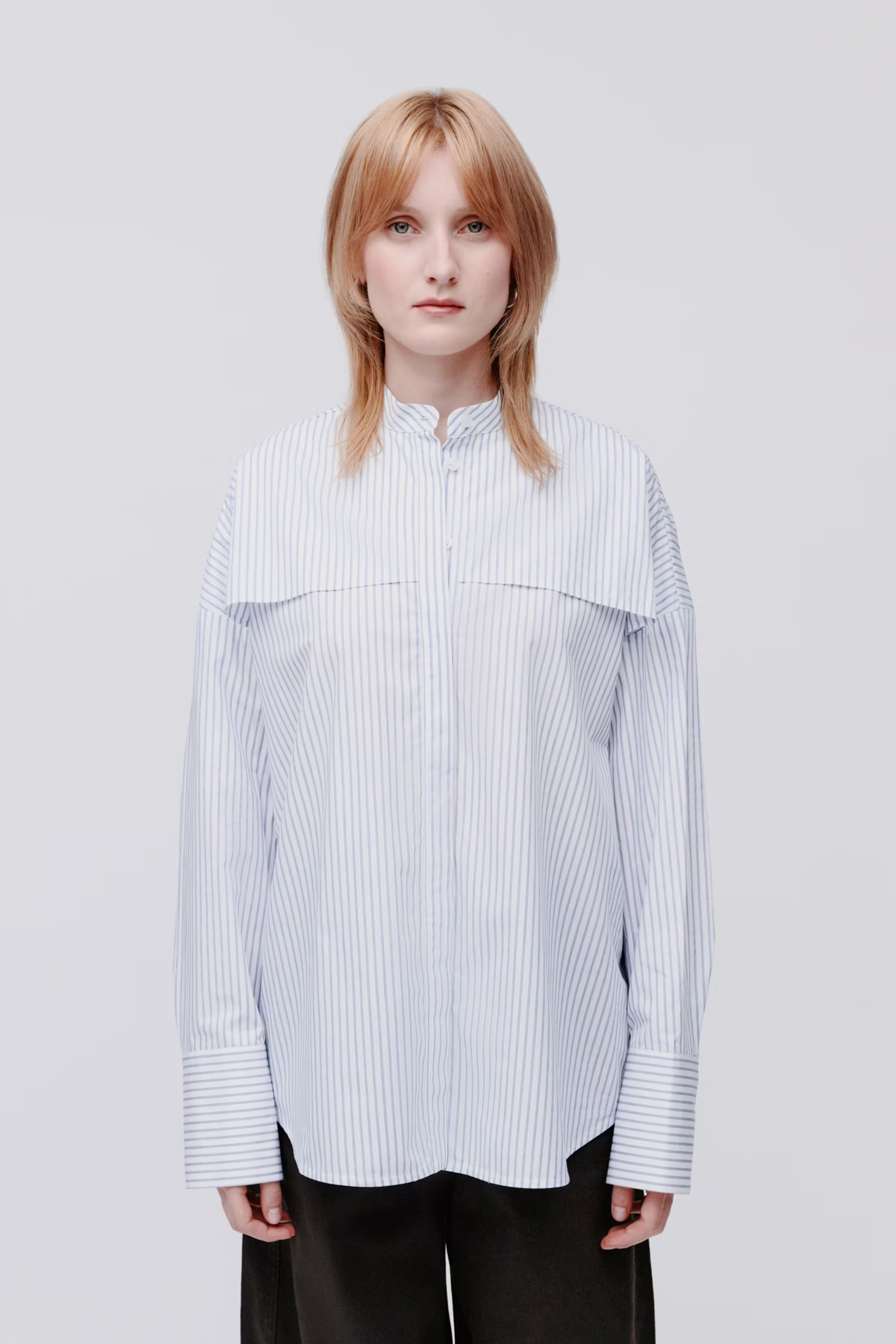 EVE BLOUSE LOOKBOOK FRONT 30600492-MC2160