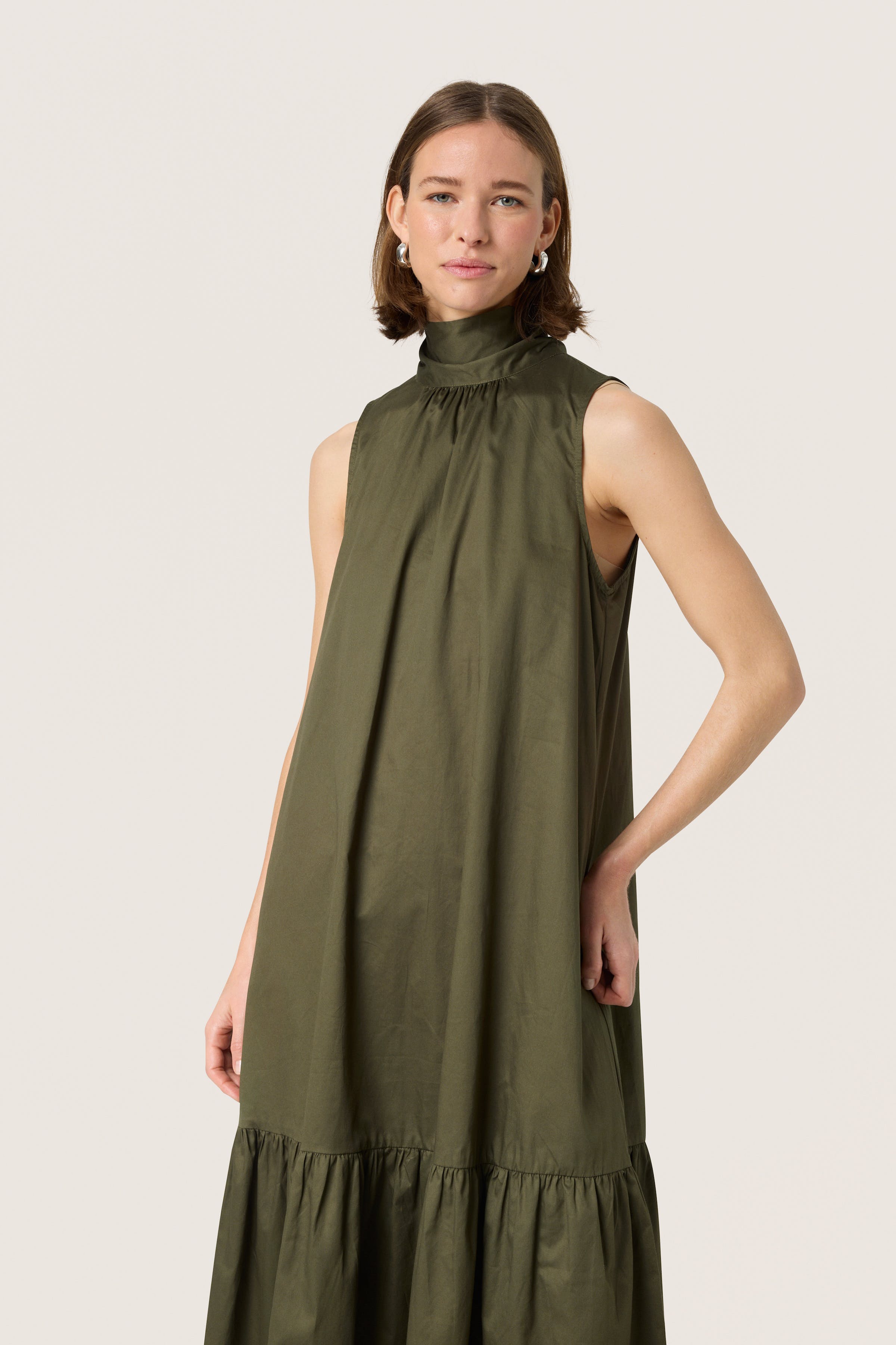 SLDaphny Klänning LOOKBOOK FRONT 30408430-190511