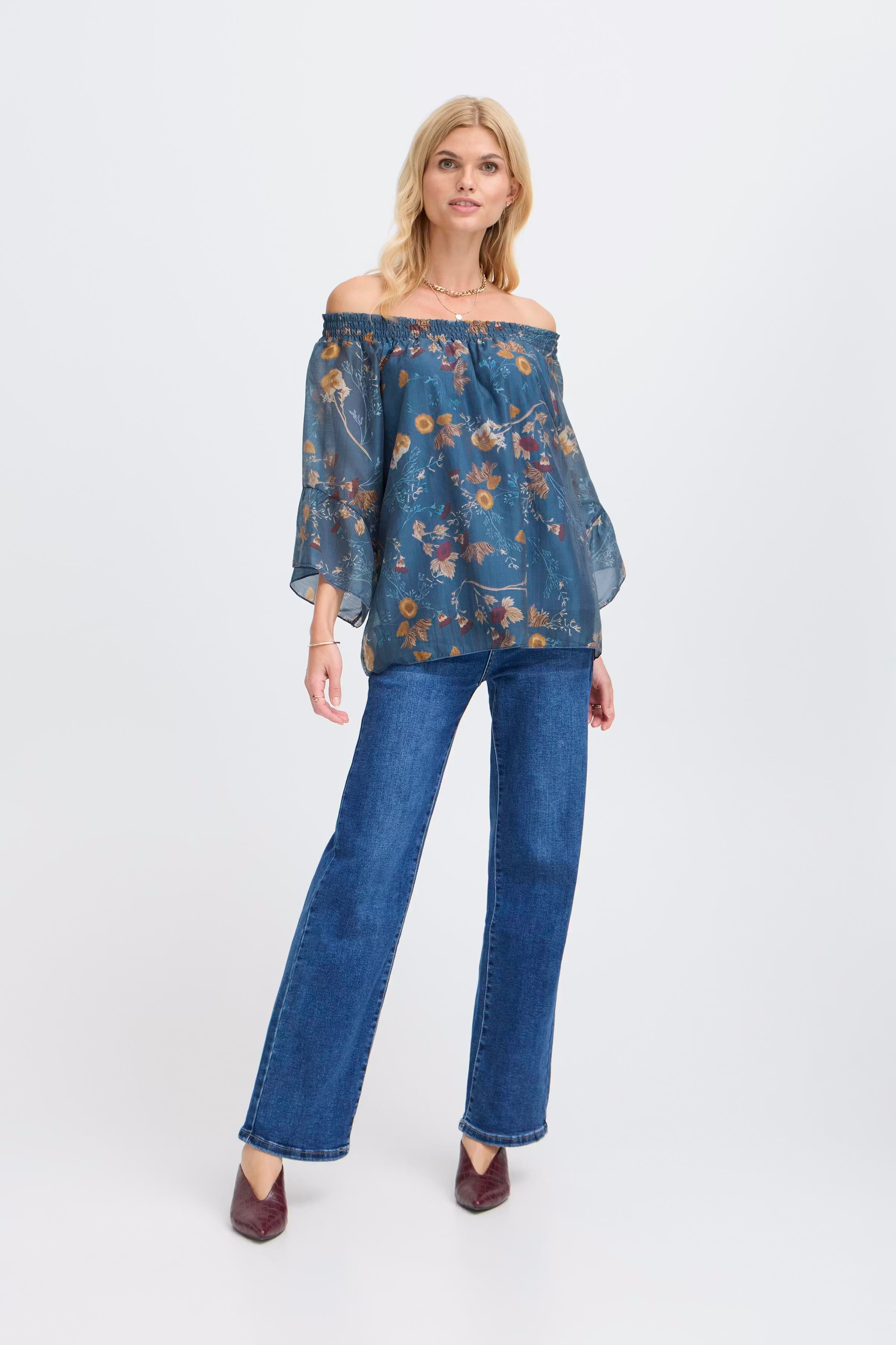 SBLEYIA Bluse LOOKBOOK FRONT 22101067-173912