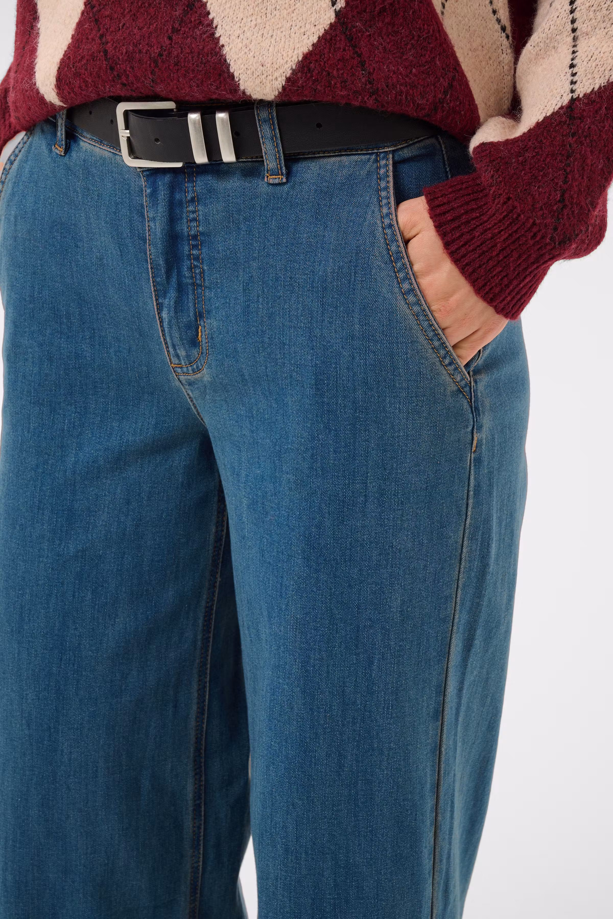 CUbobbie Jeans LOOKBOOK DETAIL 50112270-900014951