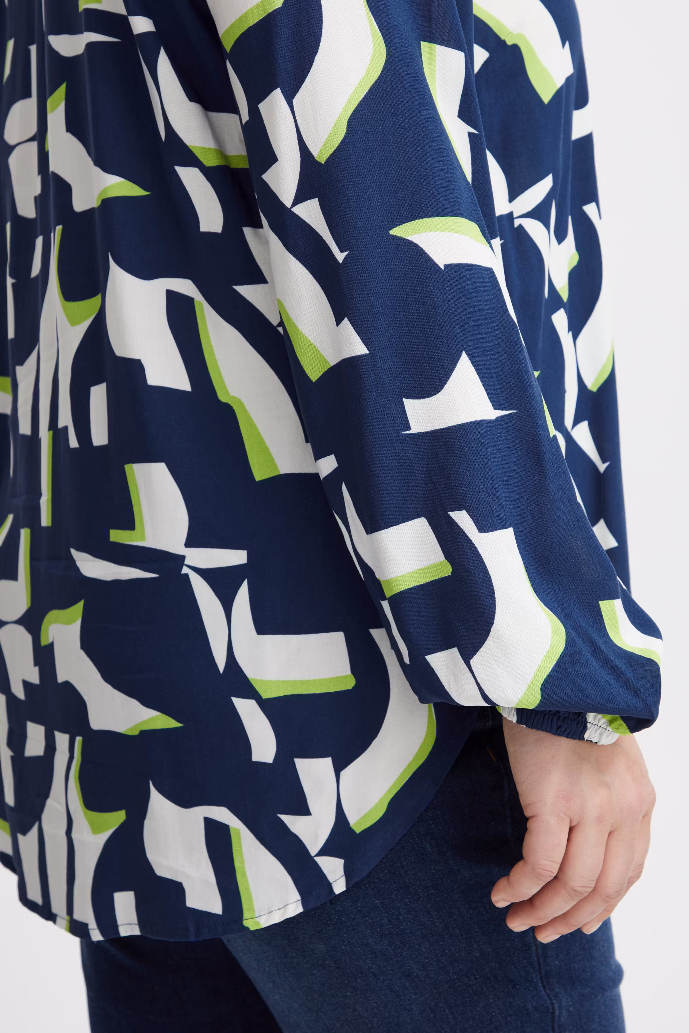 Kurzarm-Bluse LOOKBOOK DETAIL 20612537-202637