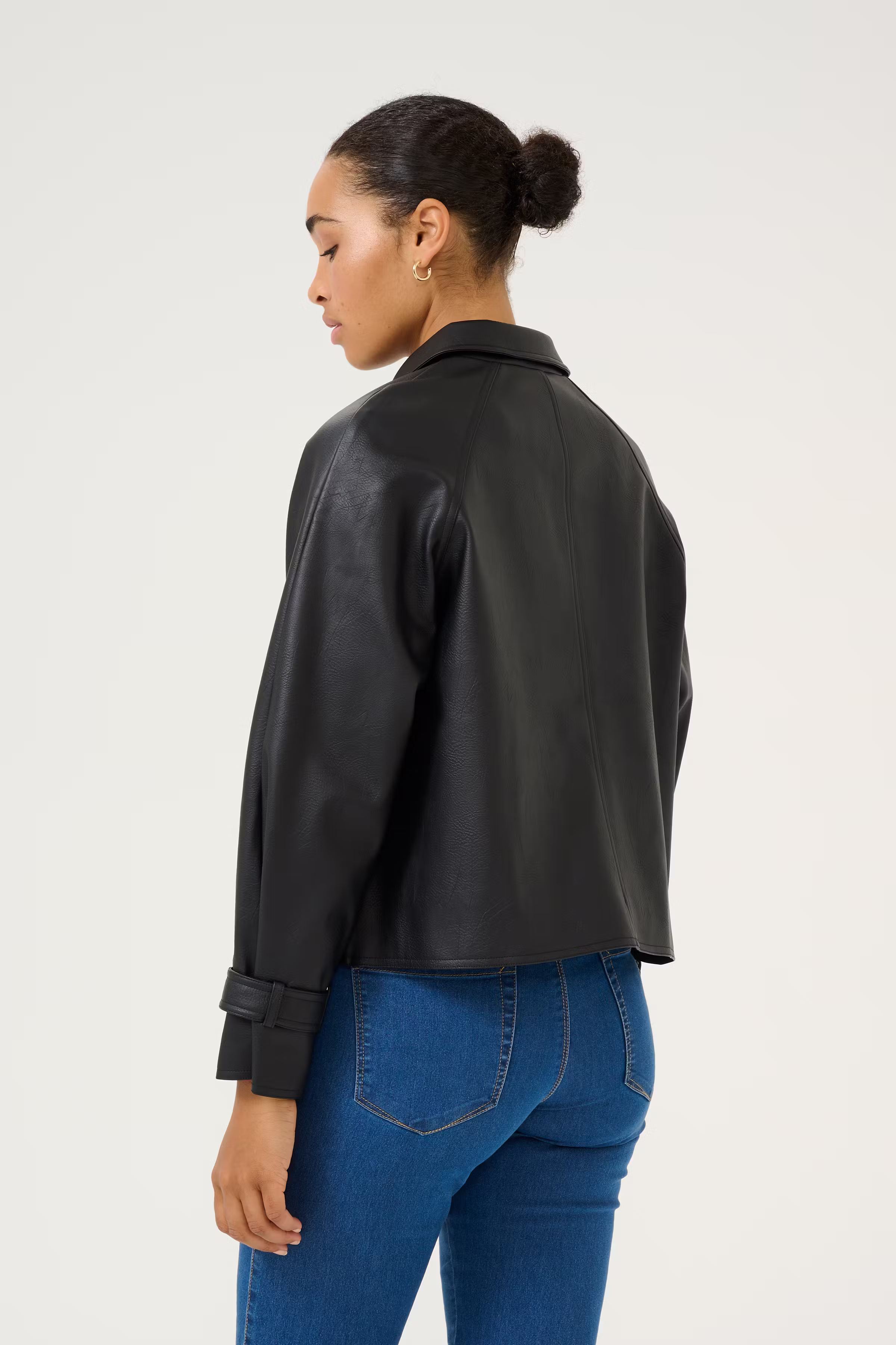 KAelsa Oberbekleidung LOOKBOOK BACK 10509558-100121