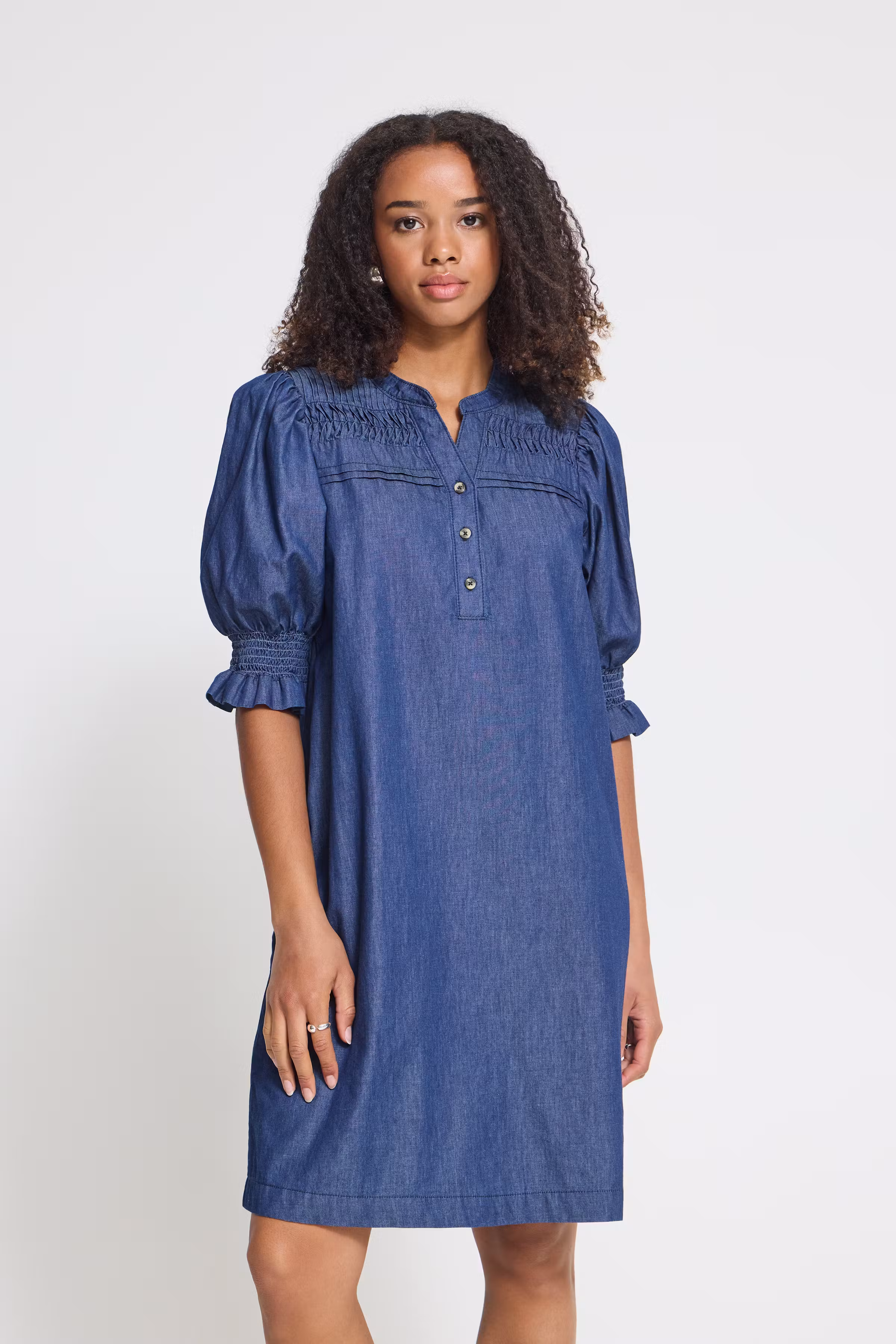 IHANCEY Kjole LOOKBOOK FRONT 20121053-900000209