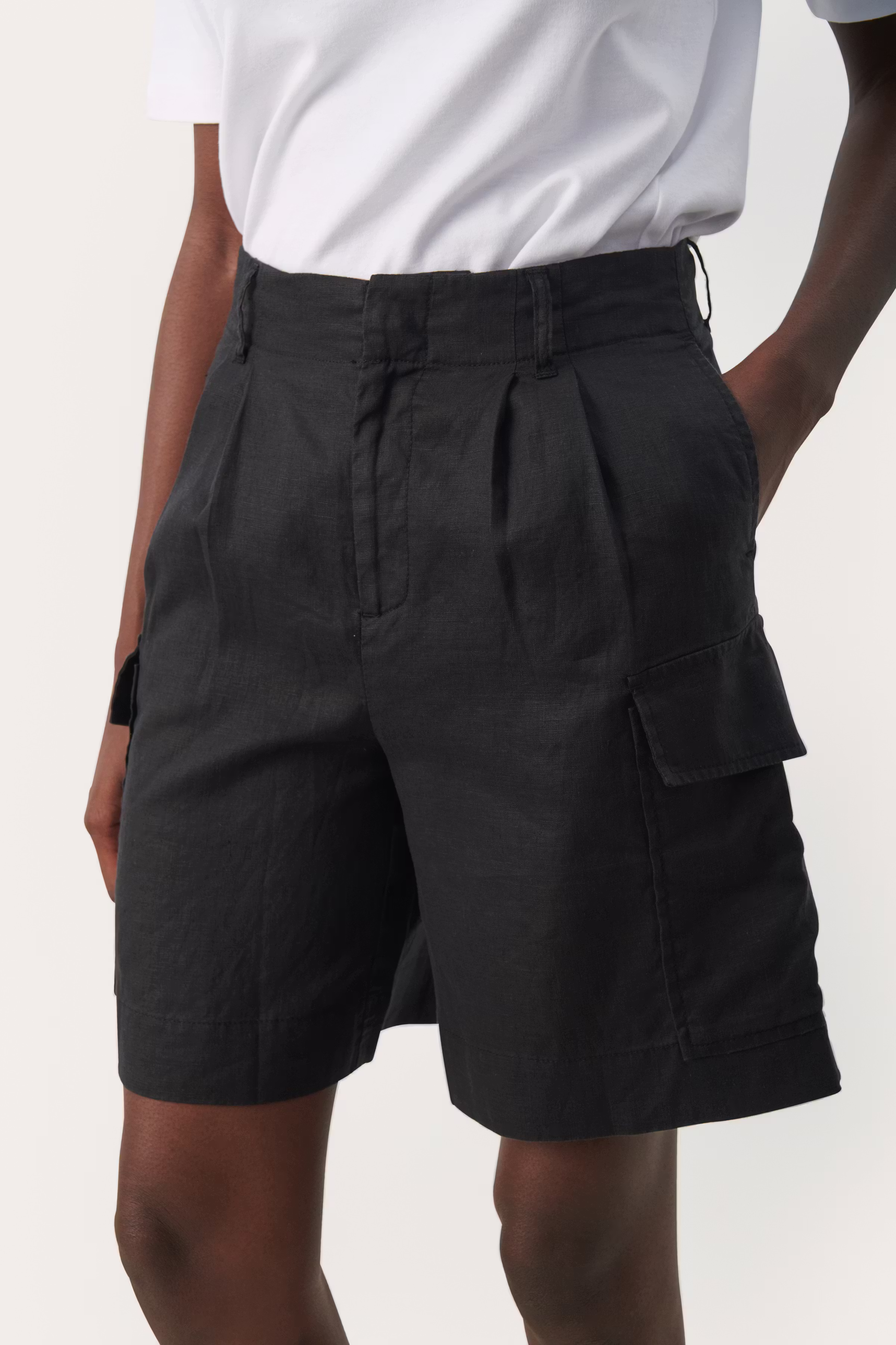 GedictePW Linnen shorts LOOKBOOK DETAIL 30308588-194008