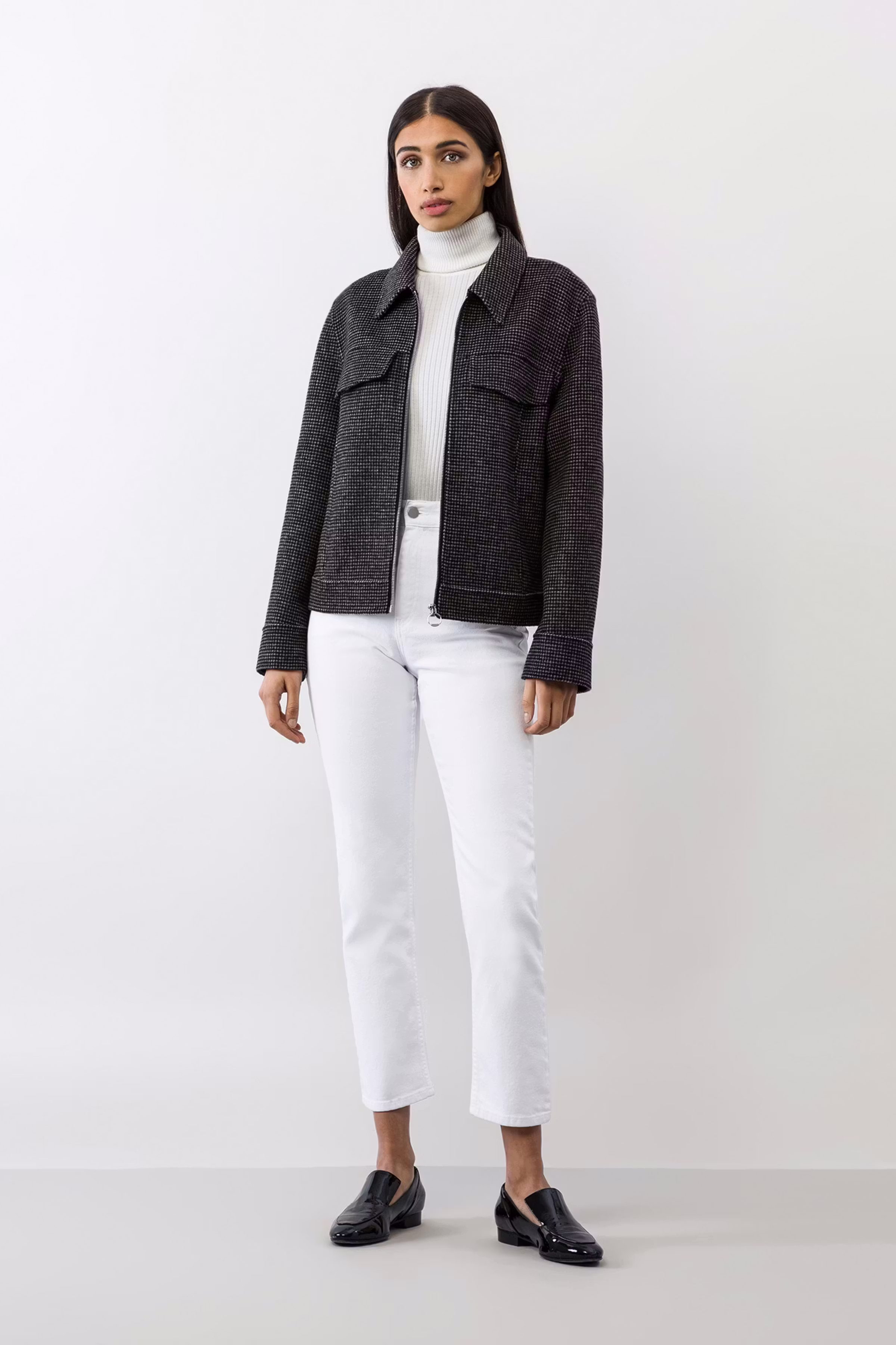 JULIA Blazer LOOKBOOK FRONT 30600240-MC2103