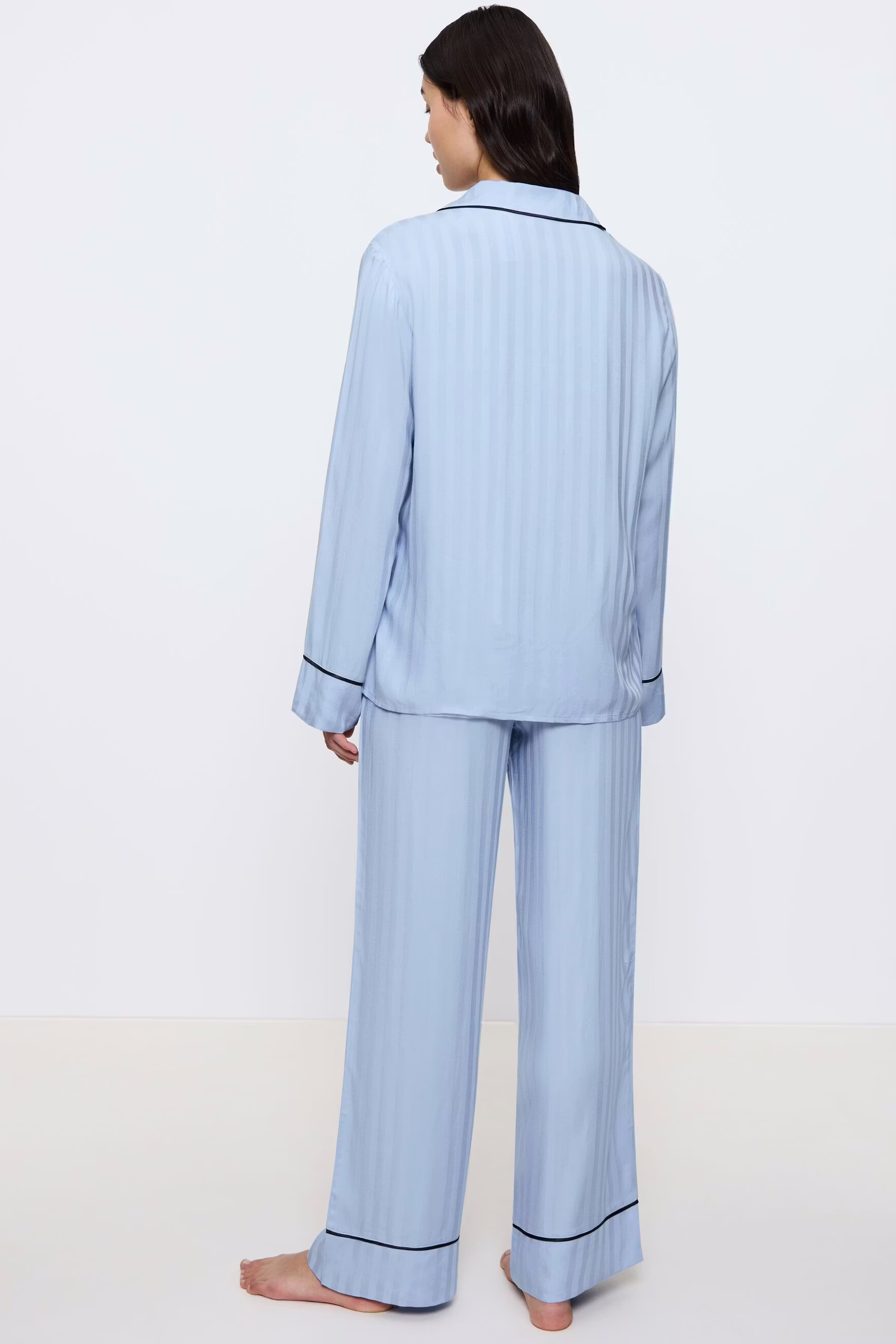 Amourette Pyjamas LOOKBOOK BACK 40500308-T00SA