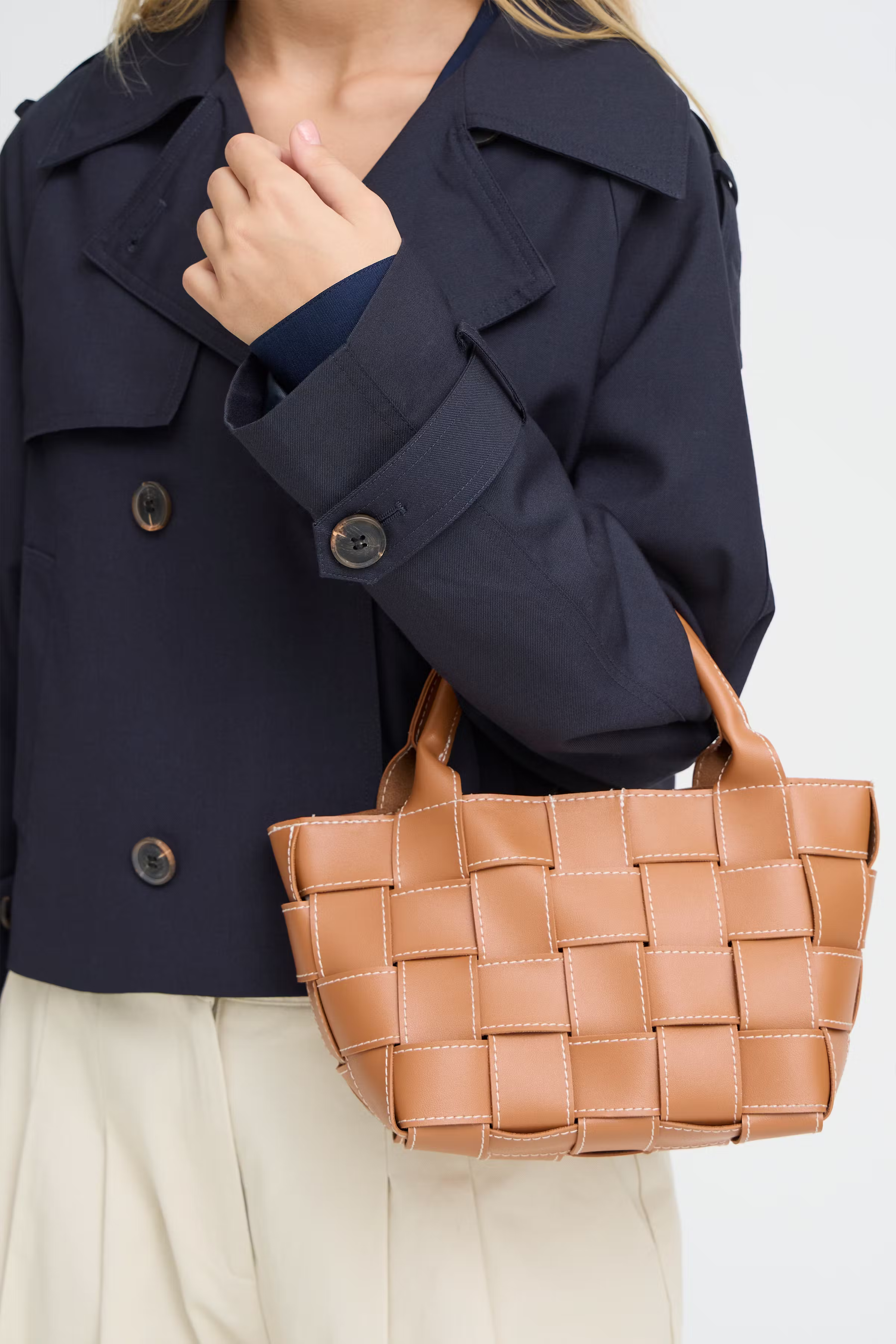 IAANABELL Veske LOOKBOOK FRONT 20125303-191220