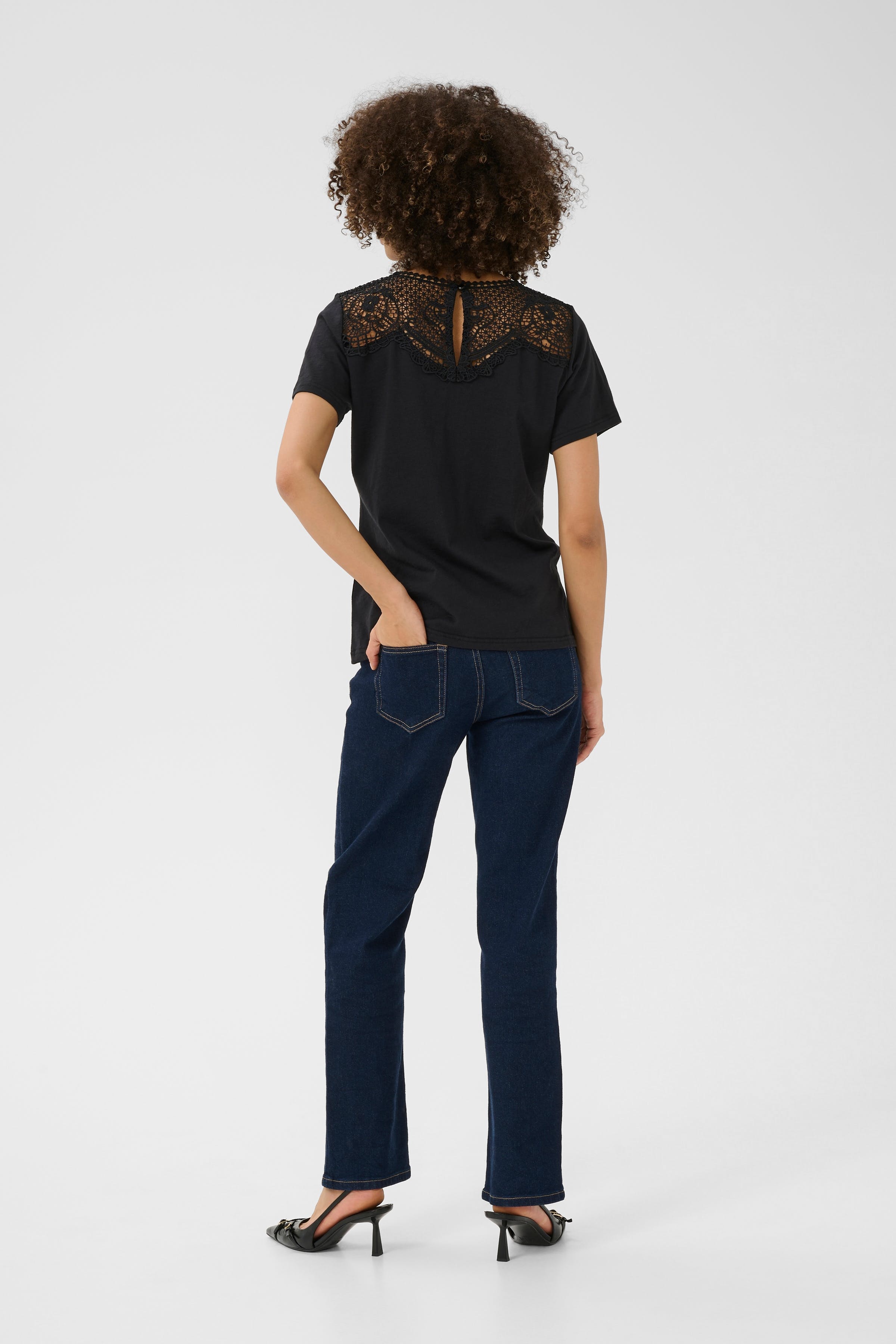 CUxandra T-shirt LOOKBOOK BACK 50111503-500012