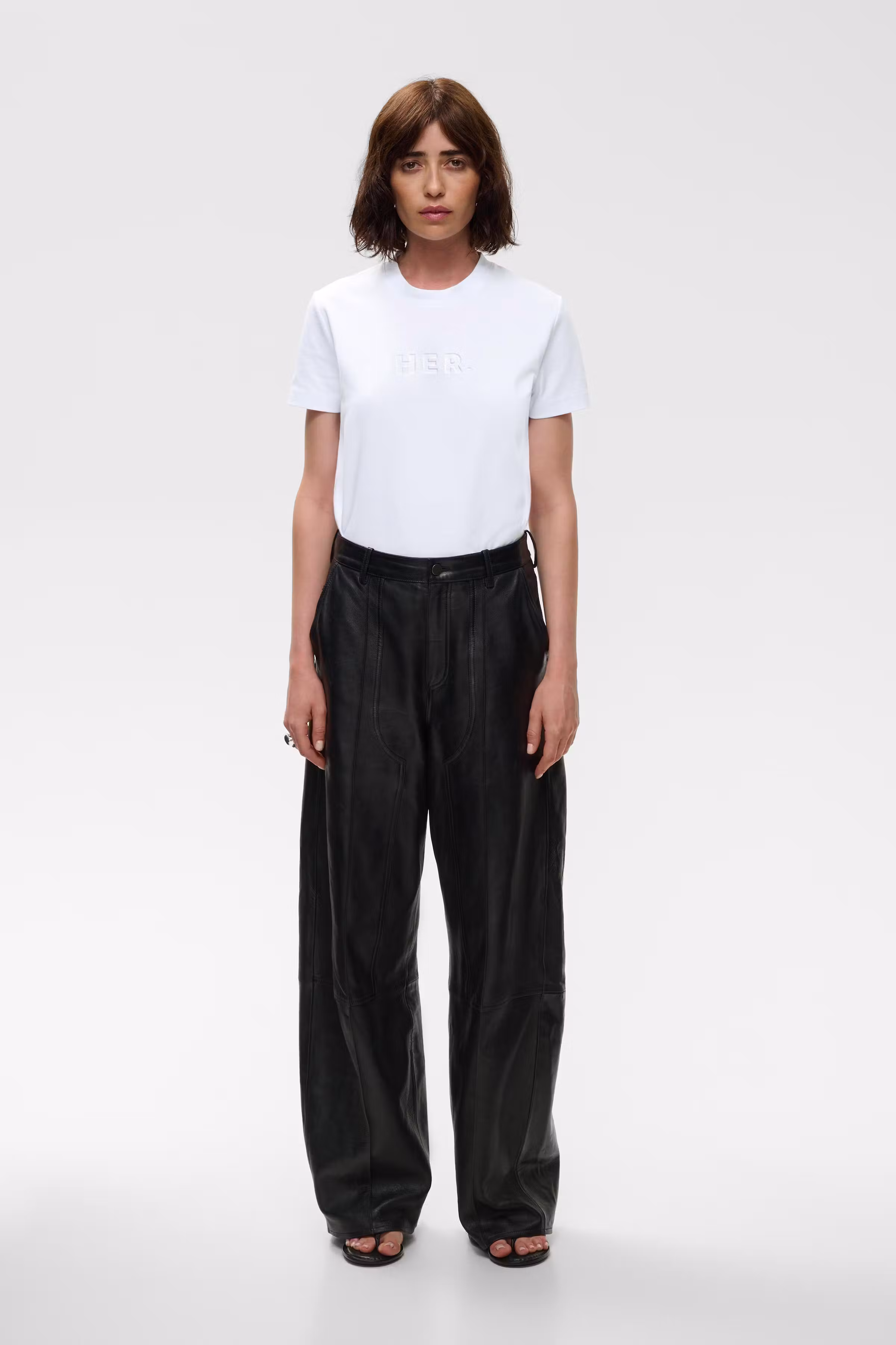 IOFenix T-shirt LOOKBOOK FRONT 30600791-WH001