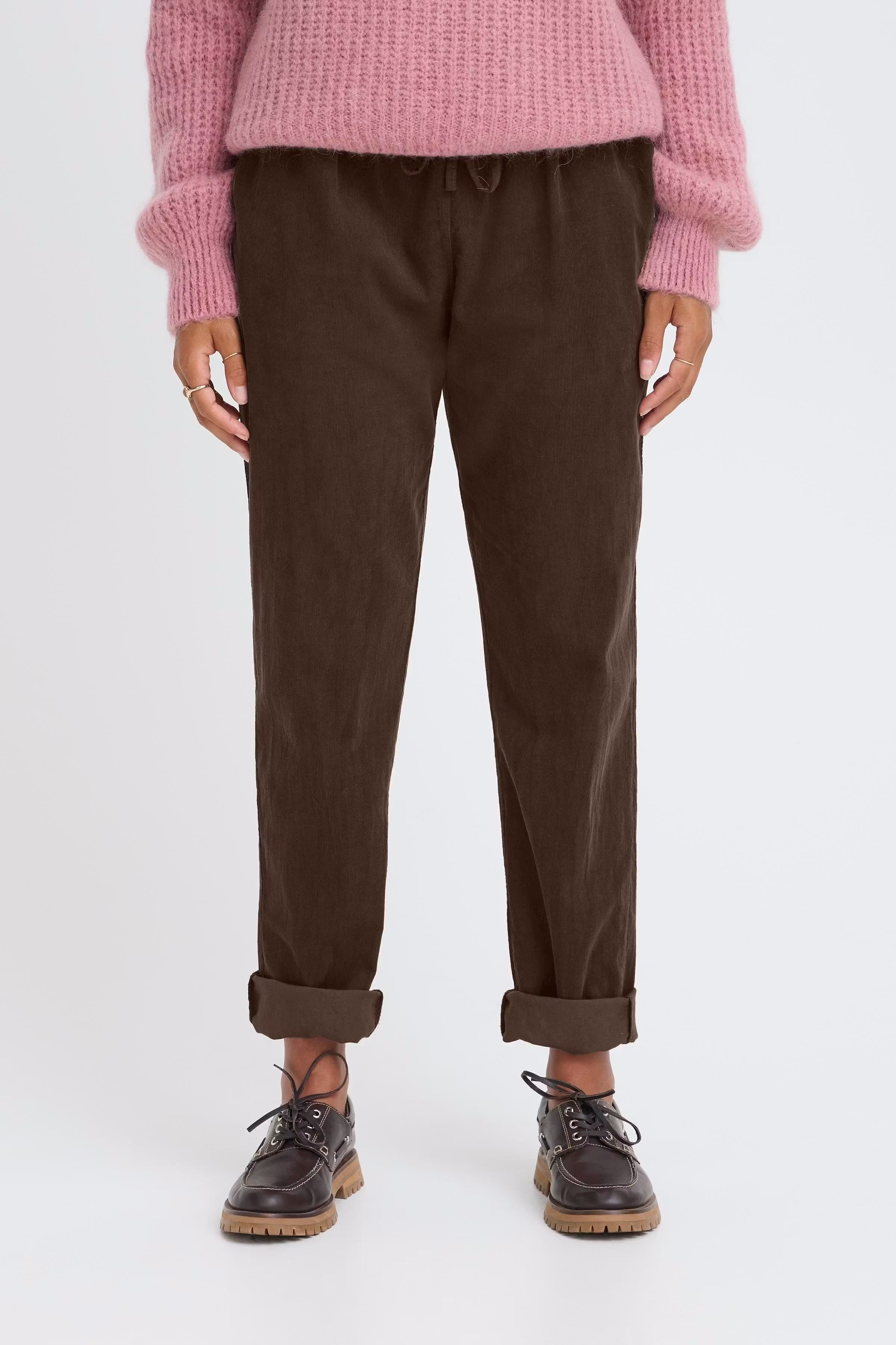 SBPOPPY Bukser LOOKBOOK FRONT 22101108-191109