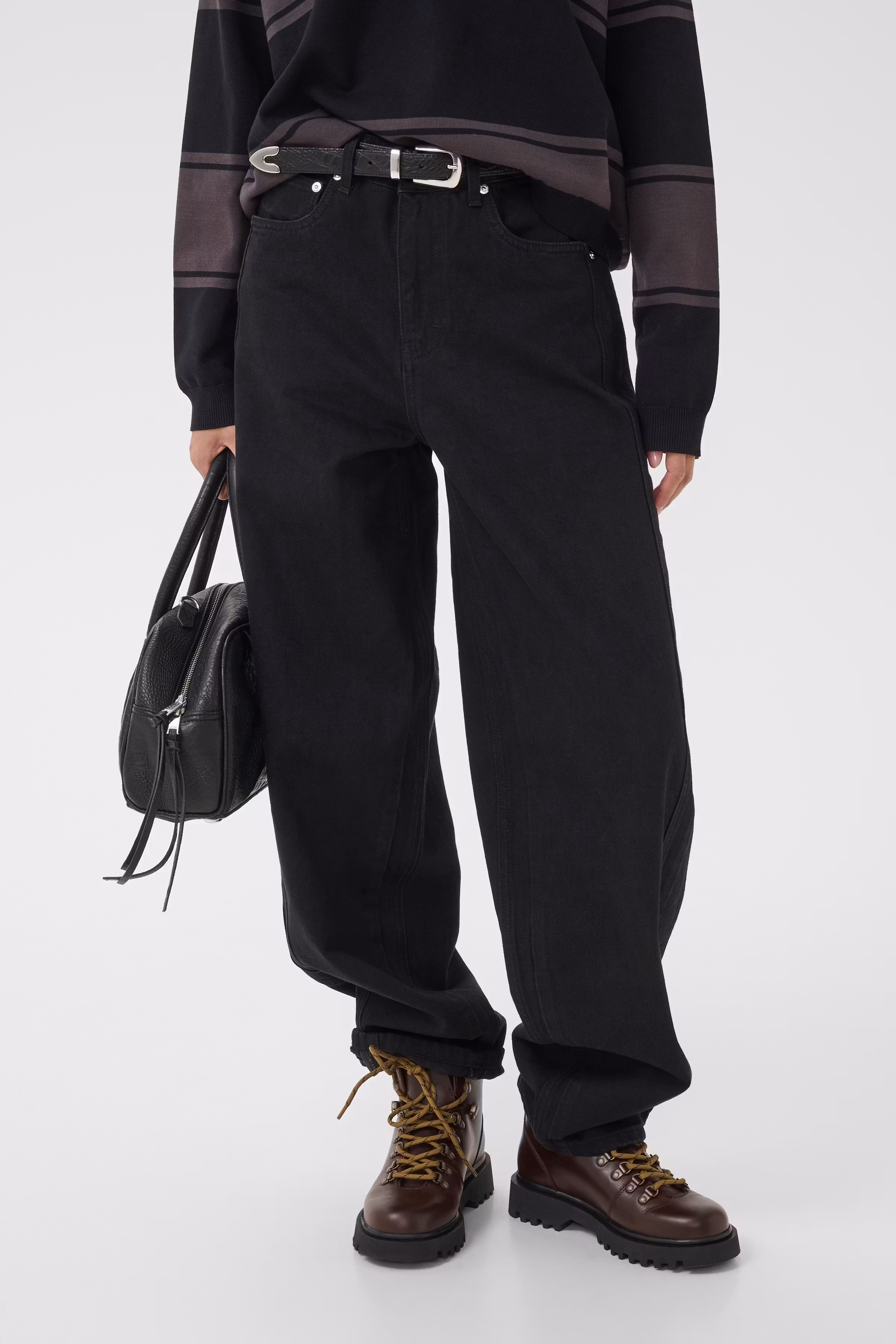 GZmawi Barrel jeans LOOKBOOK FRONT 10911523-106681