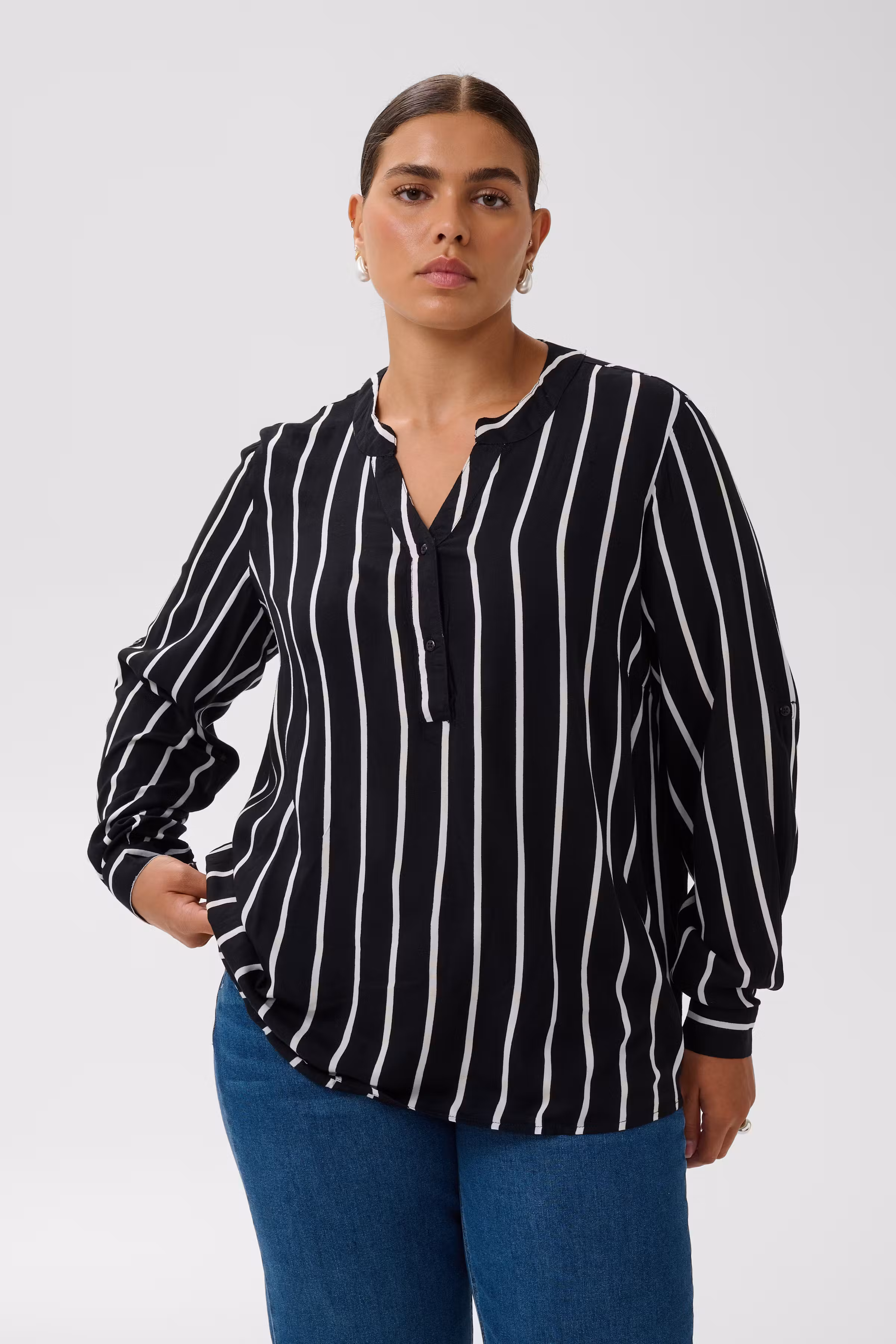KCsida Bluse LOOKBOOK FRONT 10580350-100367