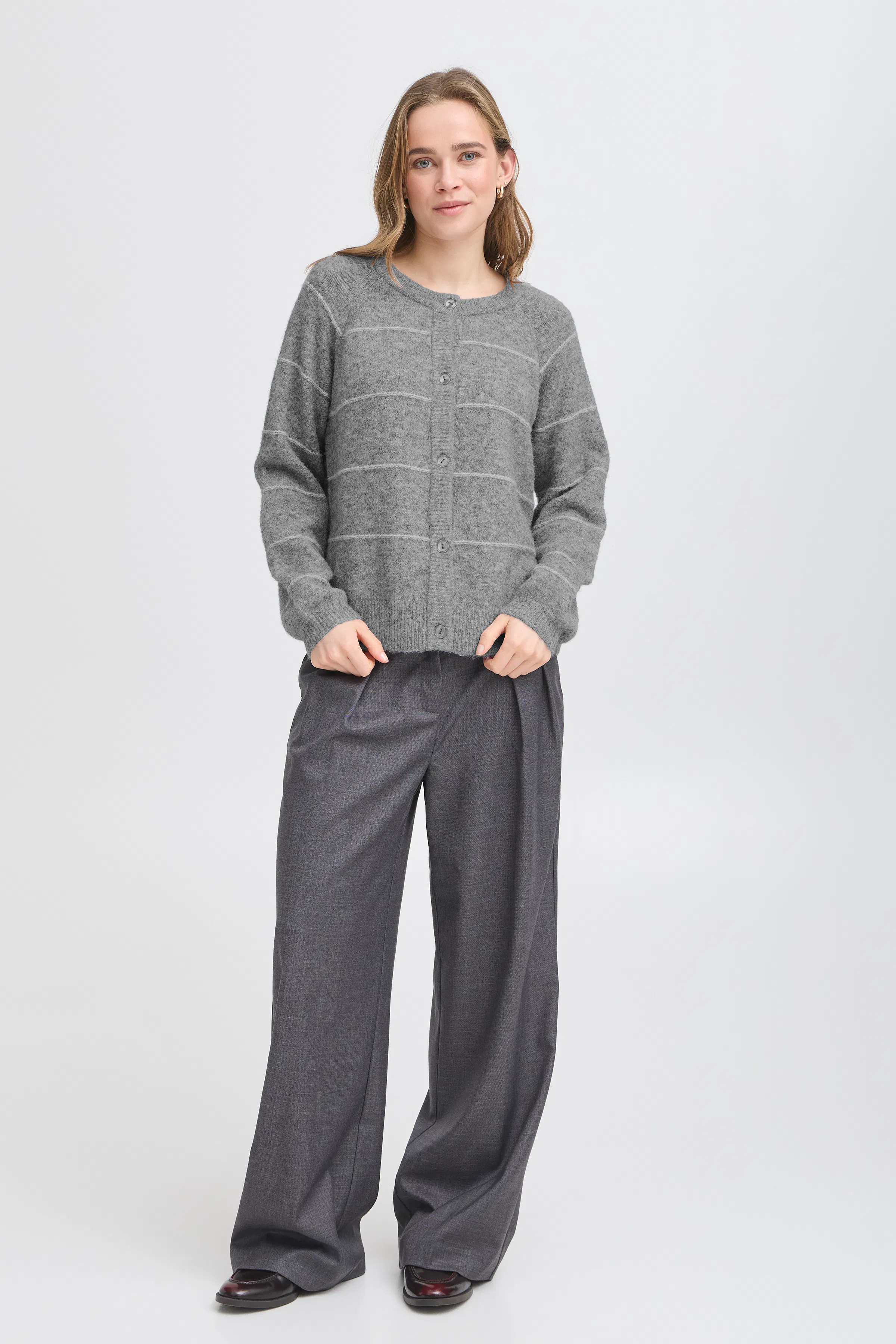 FRKENDRA Cardigan LOOKBOOK FRONT 20615962-200678