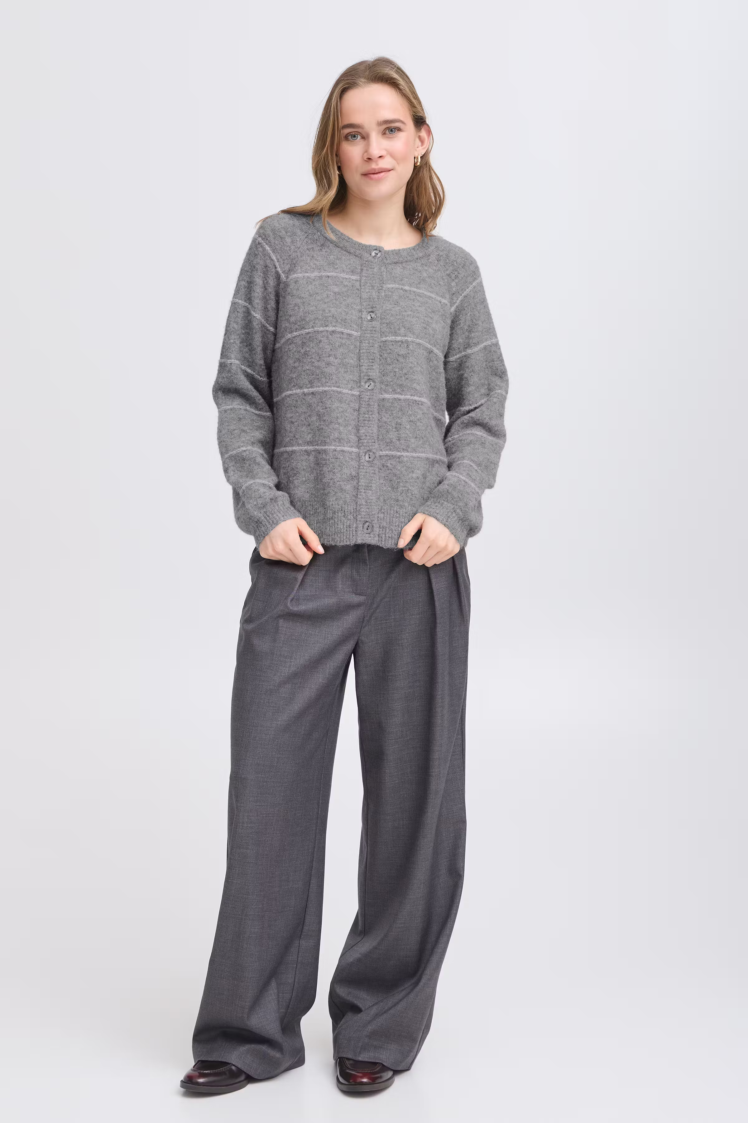 FRKENDRA Cardigan LOOKBOOK FRONT 20615962-200678