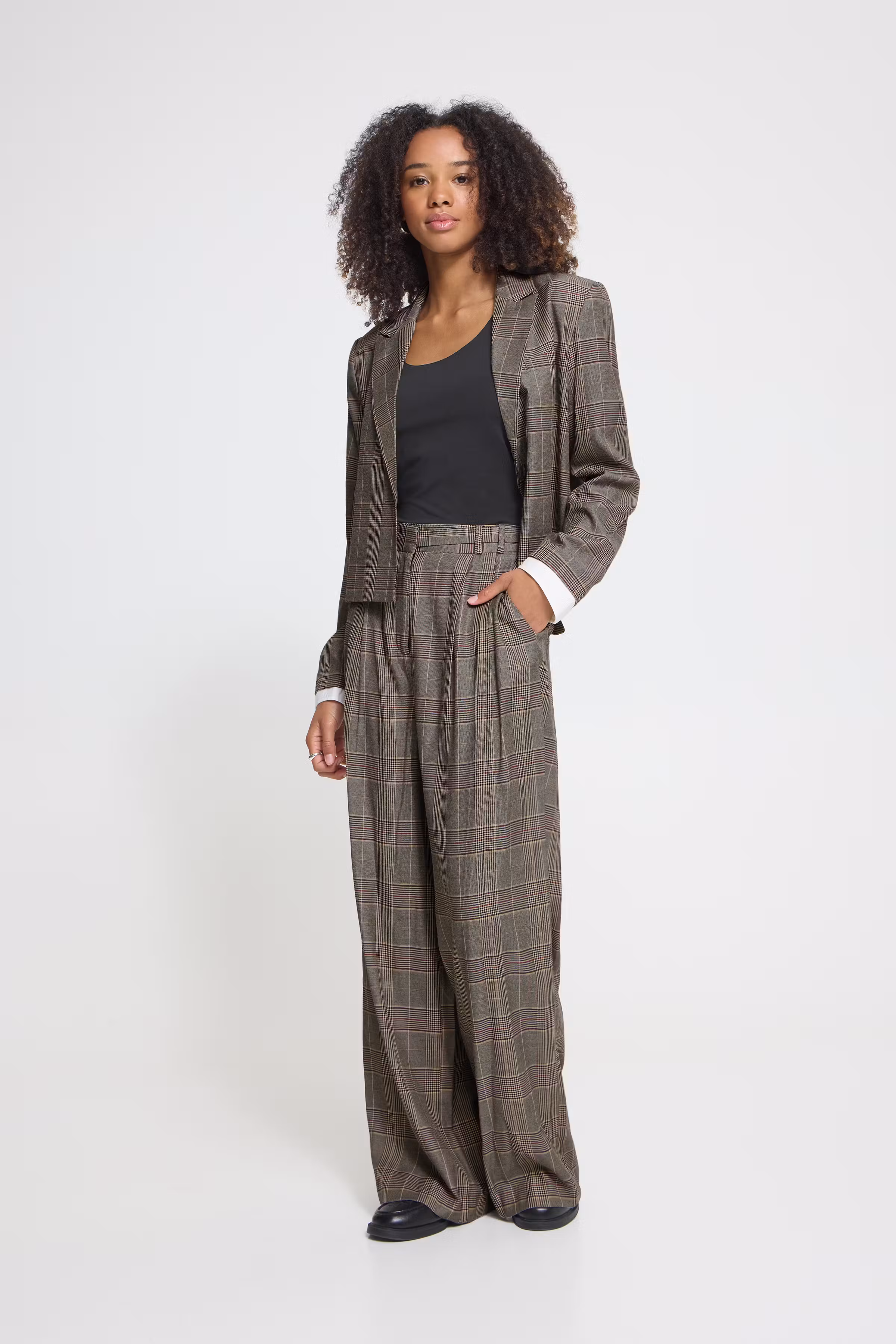 IHLAITO Byxor LOOKBOOK FRONT 20126324-900009178