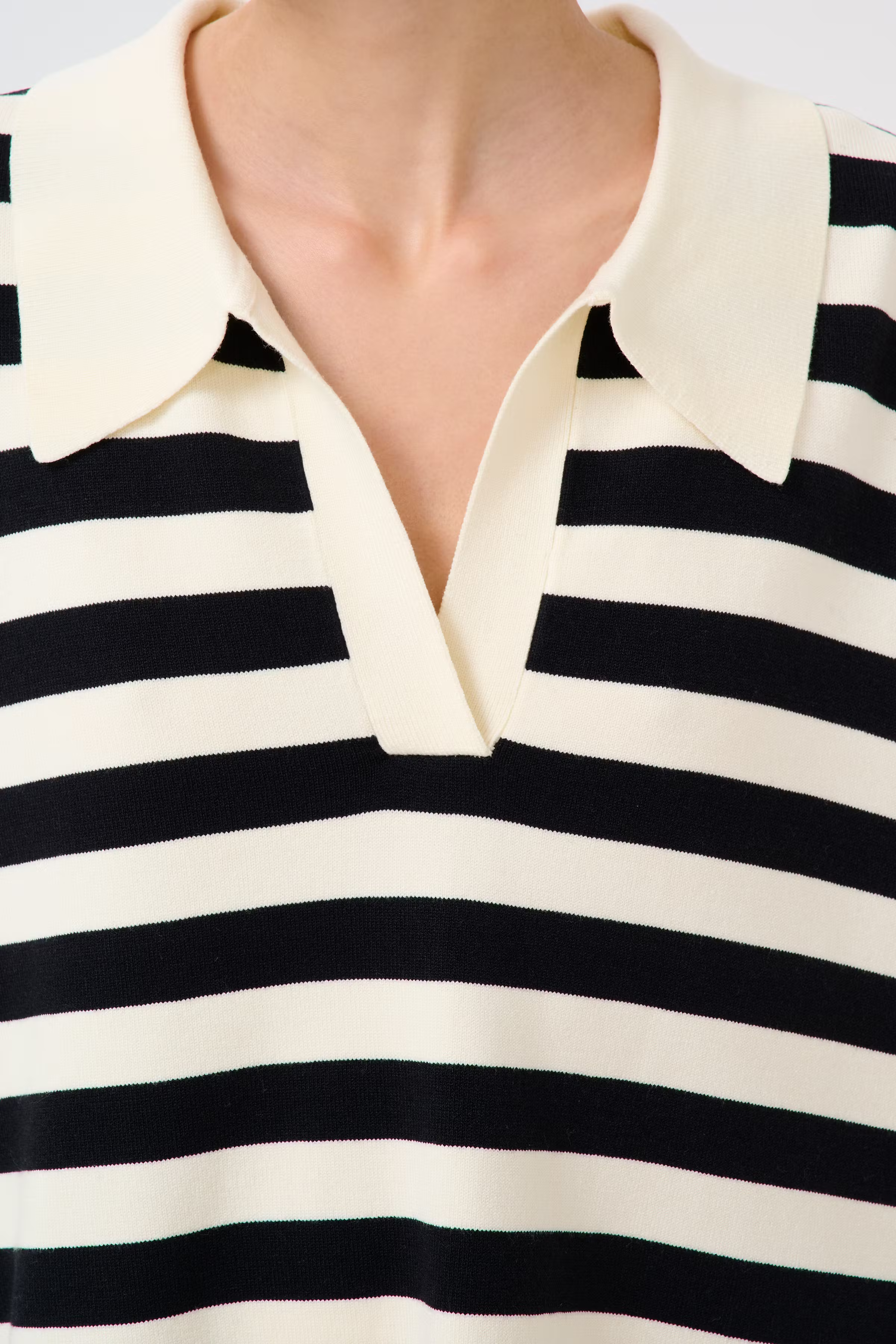 GZalli Pullover LOOKBOOK DETAIL 10910128-107569