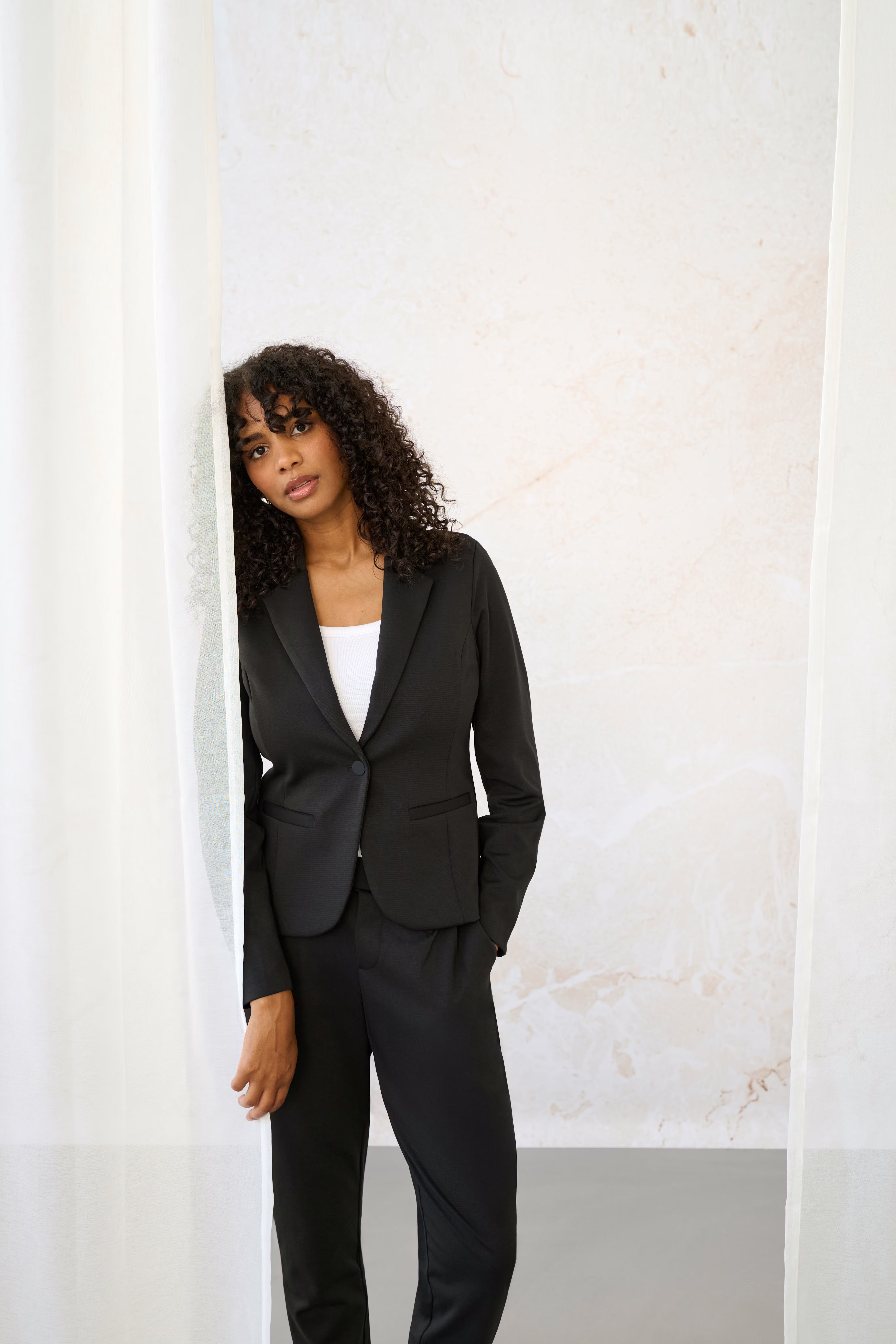 KAjenny Trousers LOCATION NONE 10508651-100121