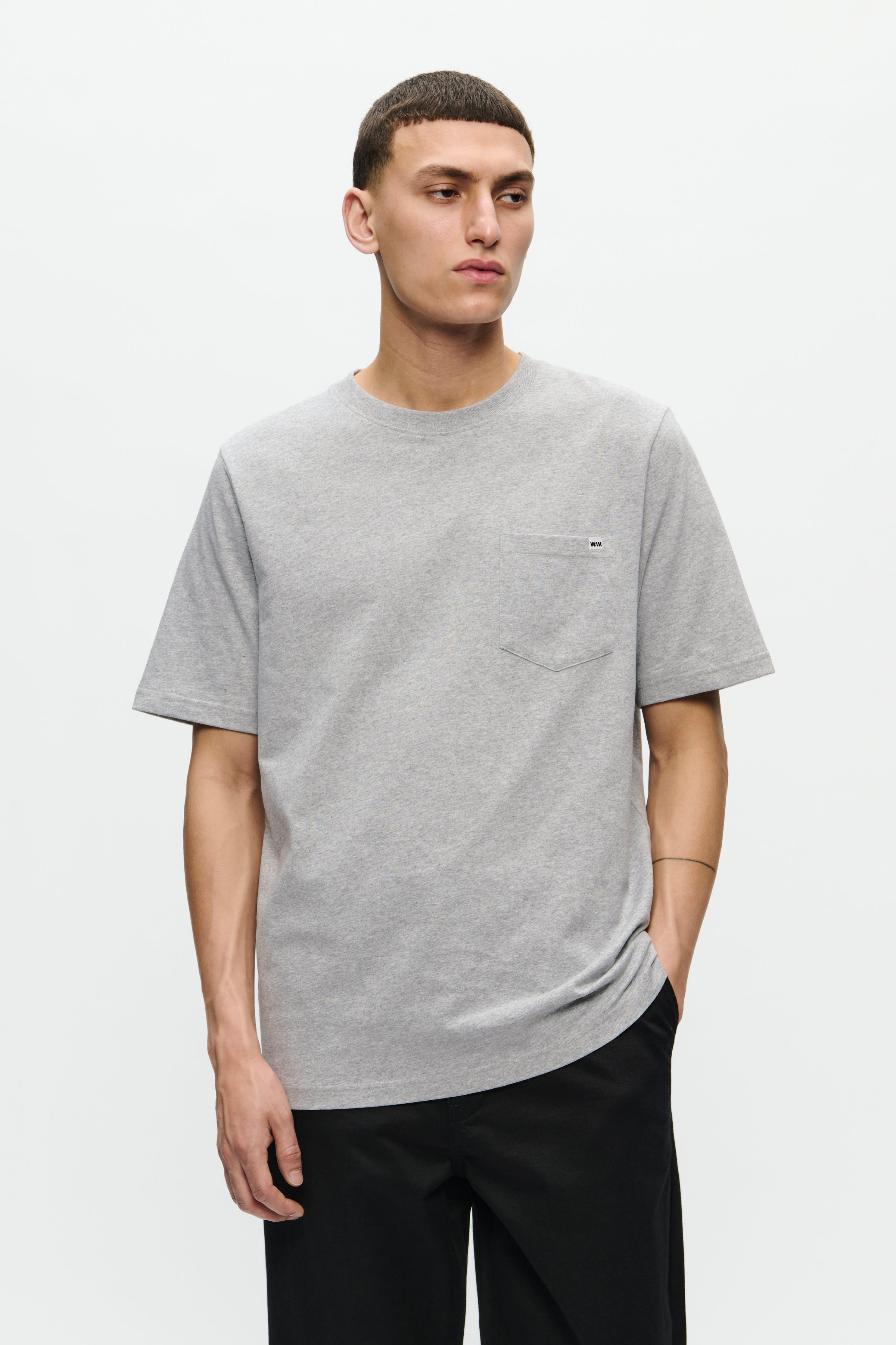 WWBobby T-shirt LOOKBOOK FRONT 30251559-303736