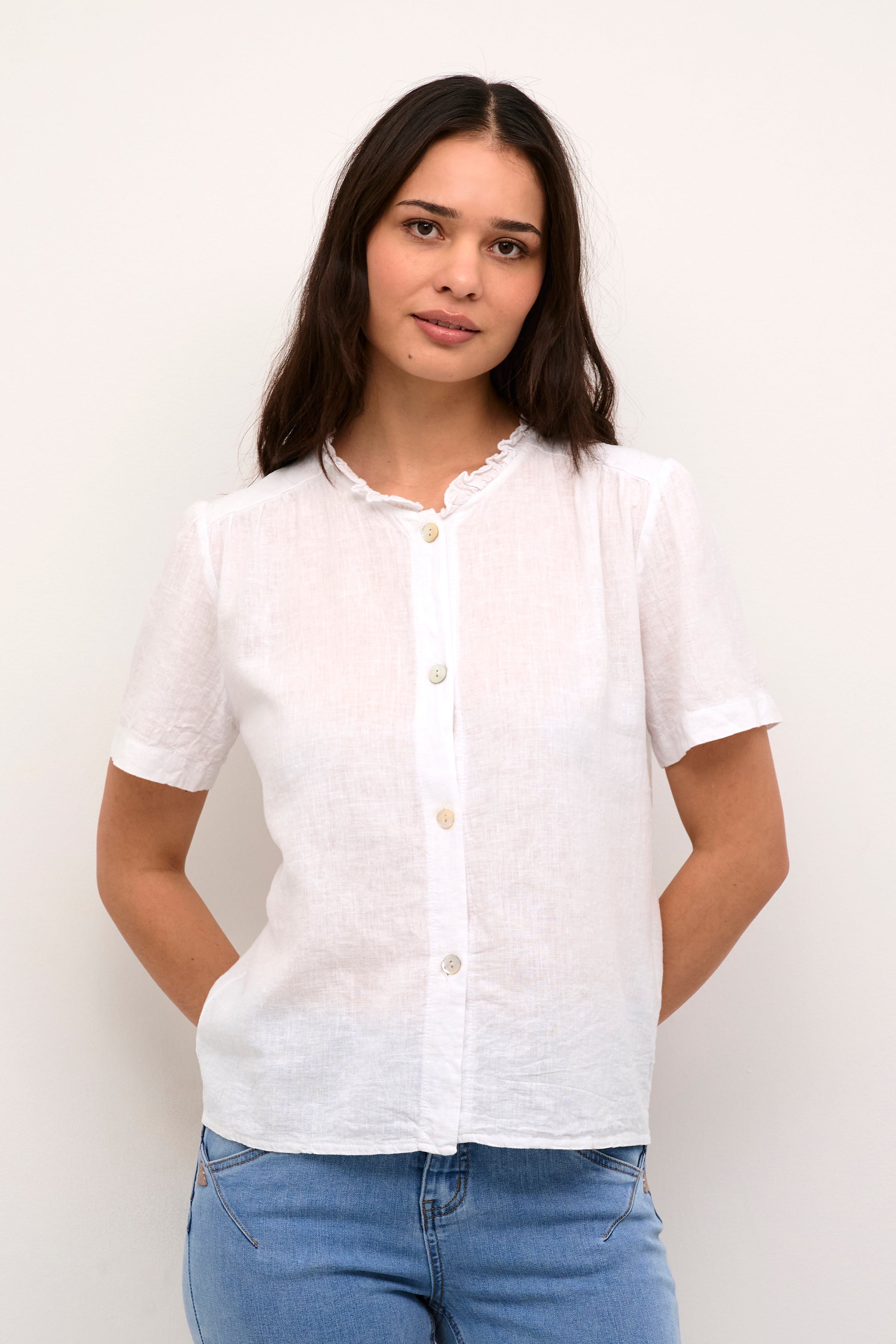 CRMellis Leinen Bluse LOOKBOOK FRONT 10613194-110602