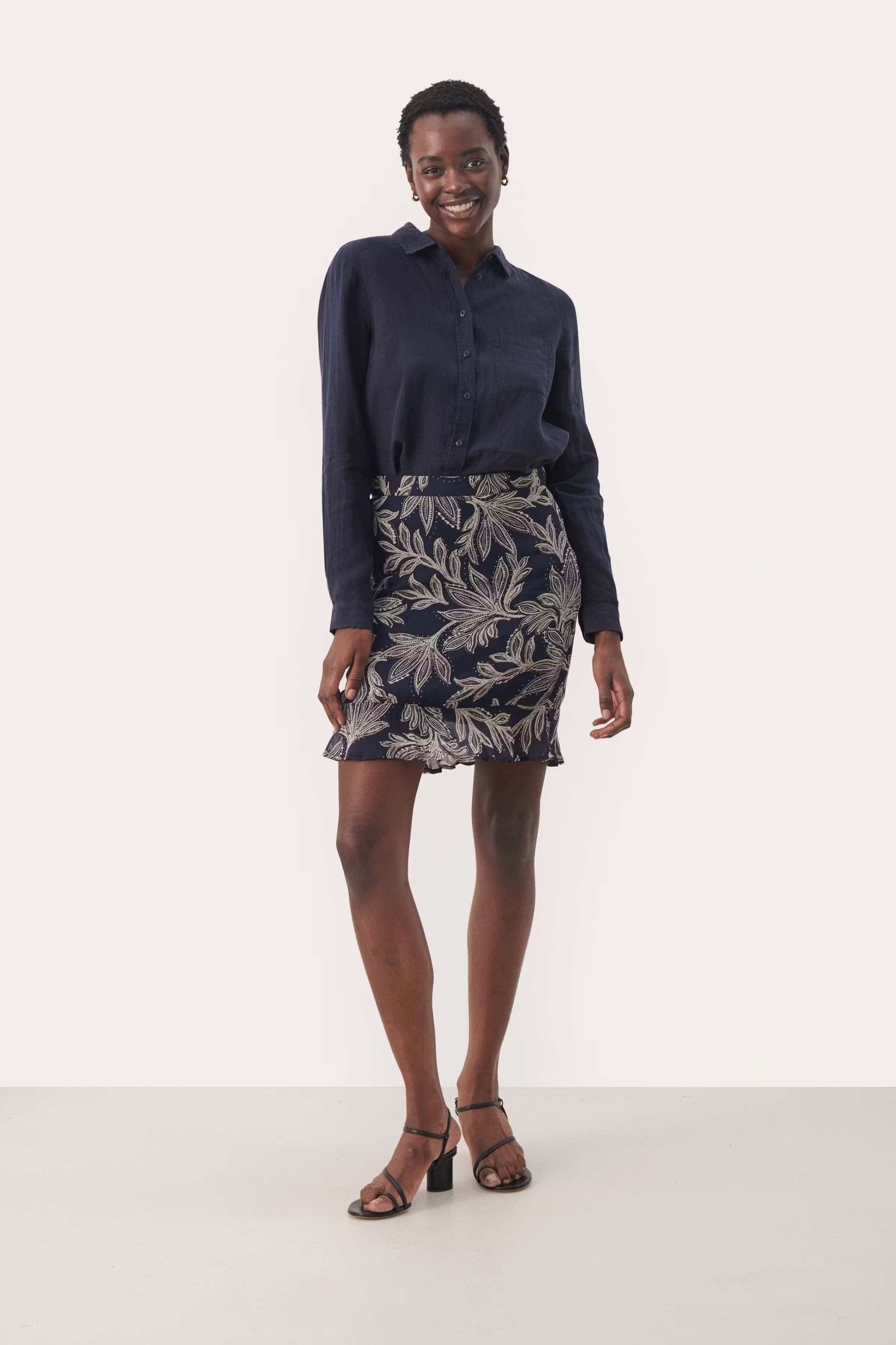 GeraldinePW Rok LOCATION NONE 30308604-302956