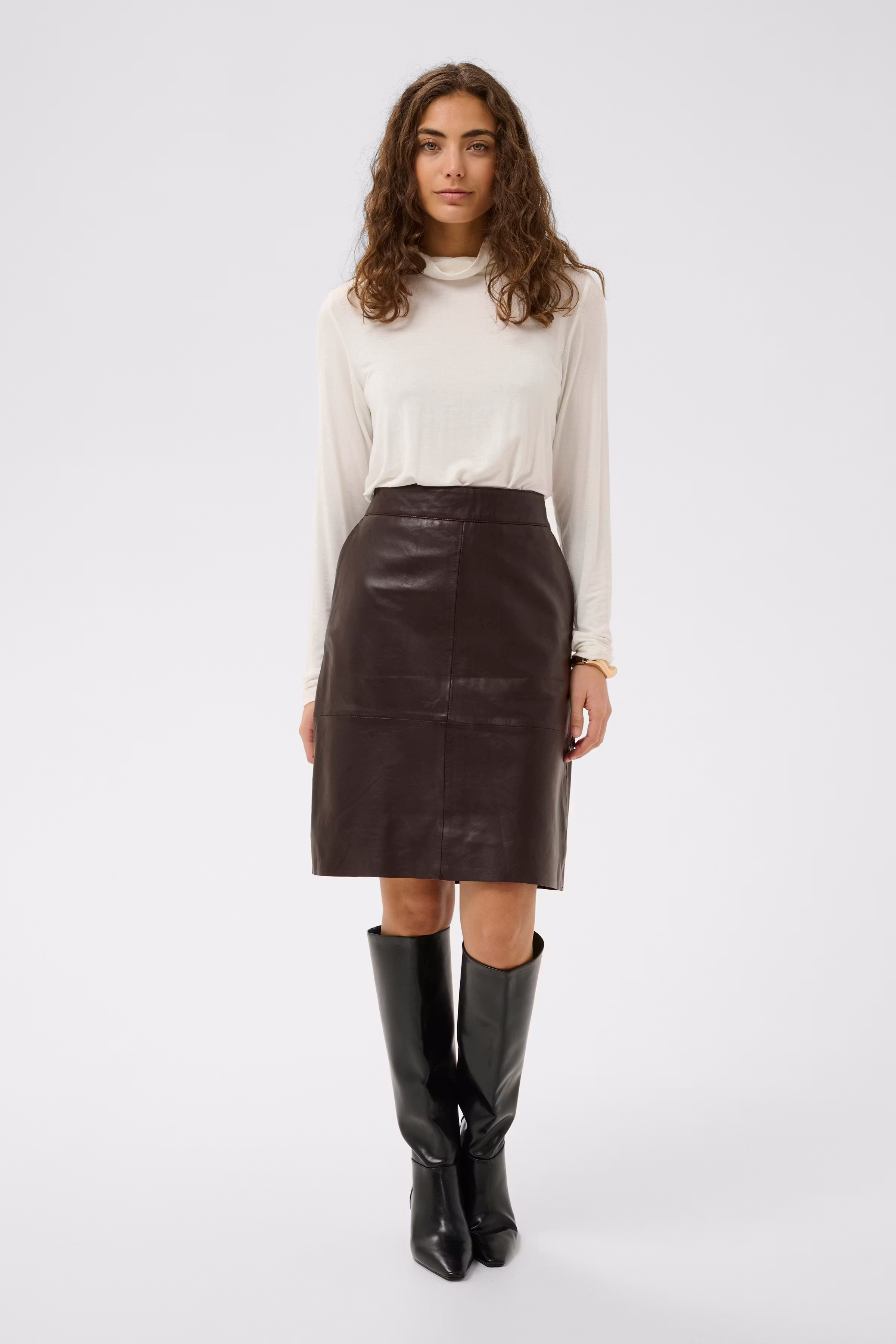CUberta Lædernederdel LOOKBOOK FRONT 50106966-190915