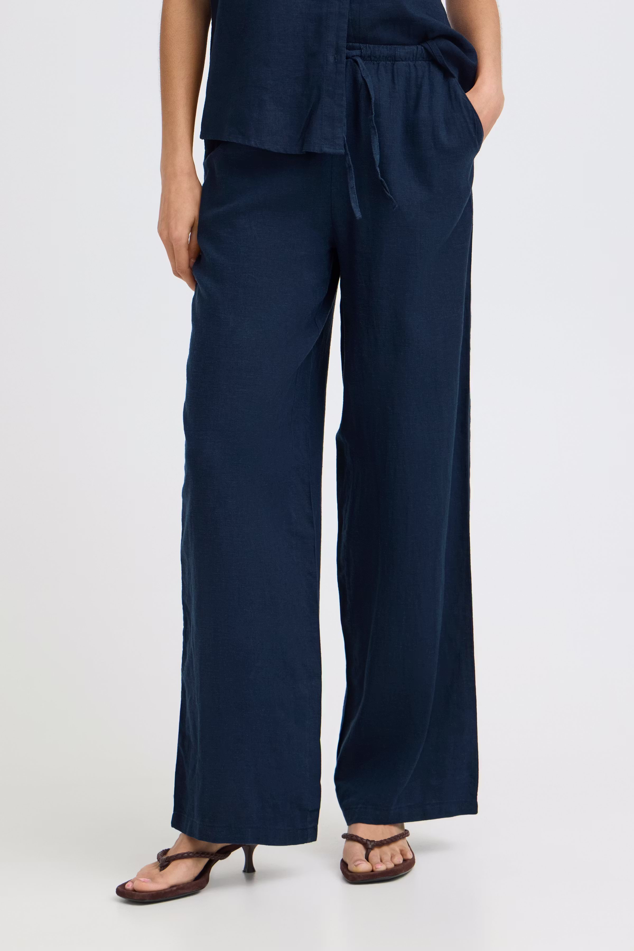 BYFALAKKA Bukser LOOKBOOK FRONT 20818829-194020