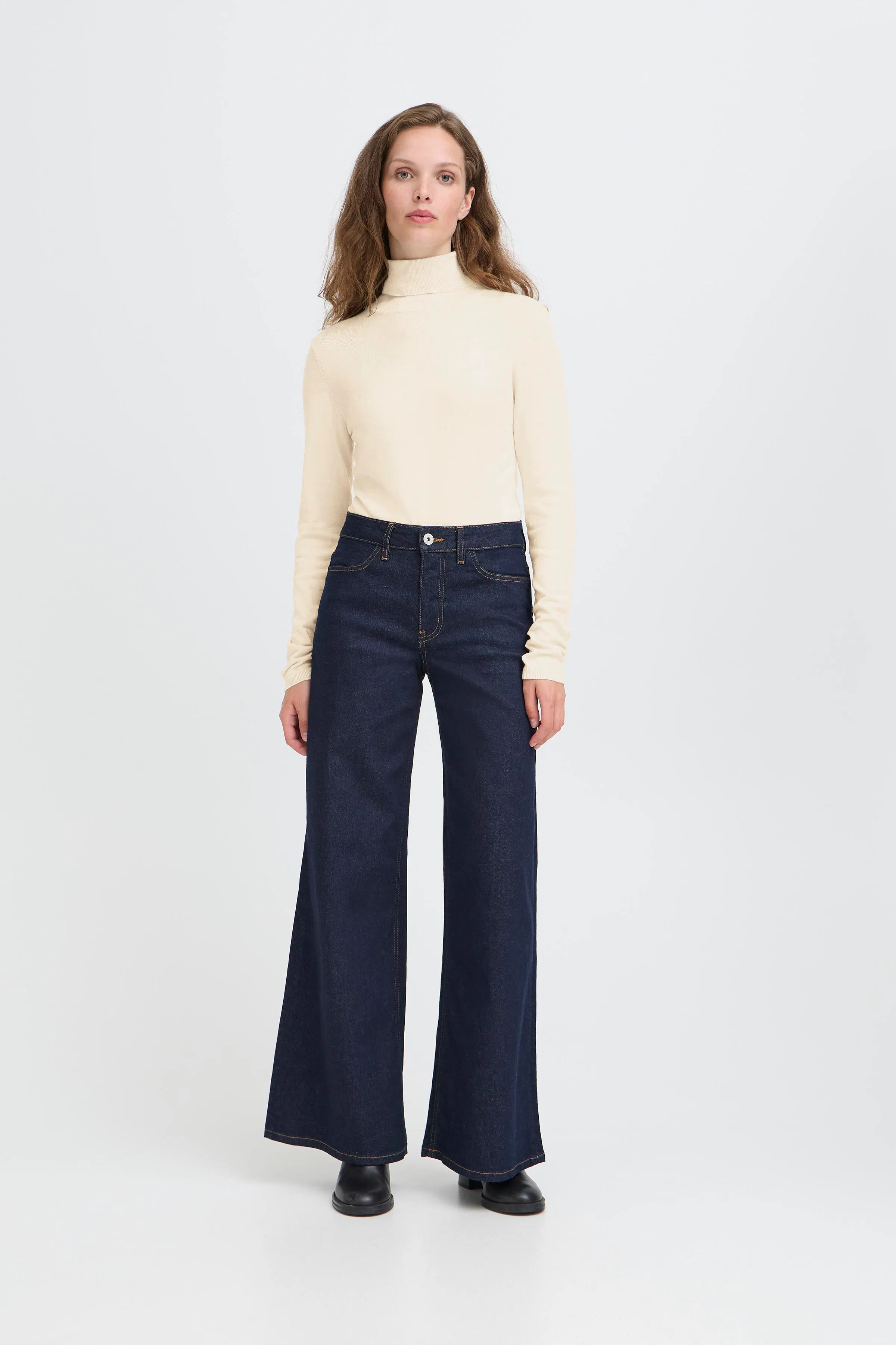 IHMAFA Pullover LOOKBOOK FRONT 103646-124301