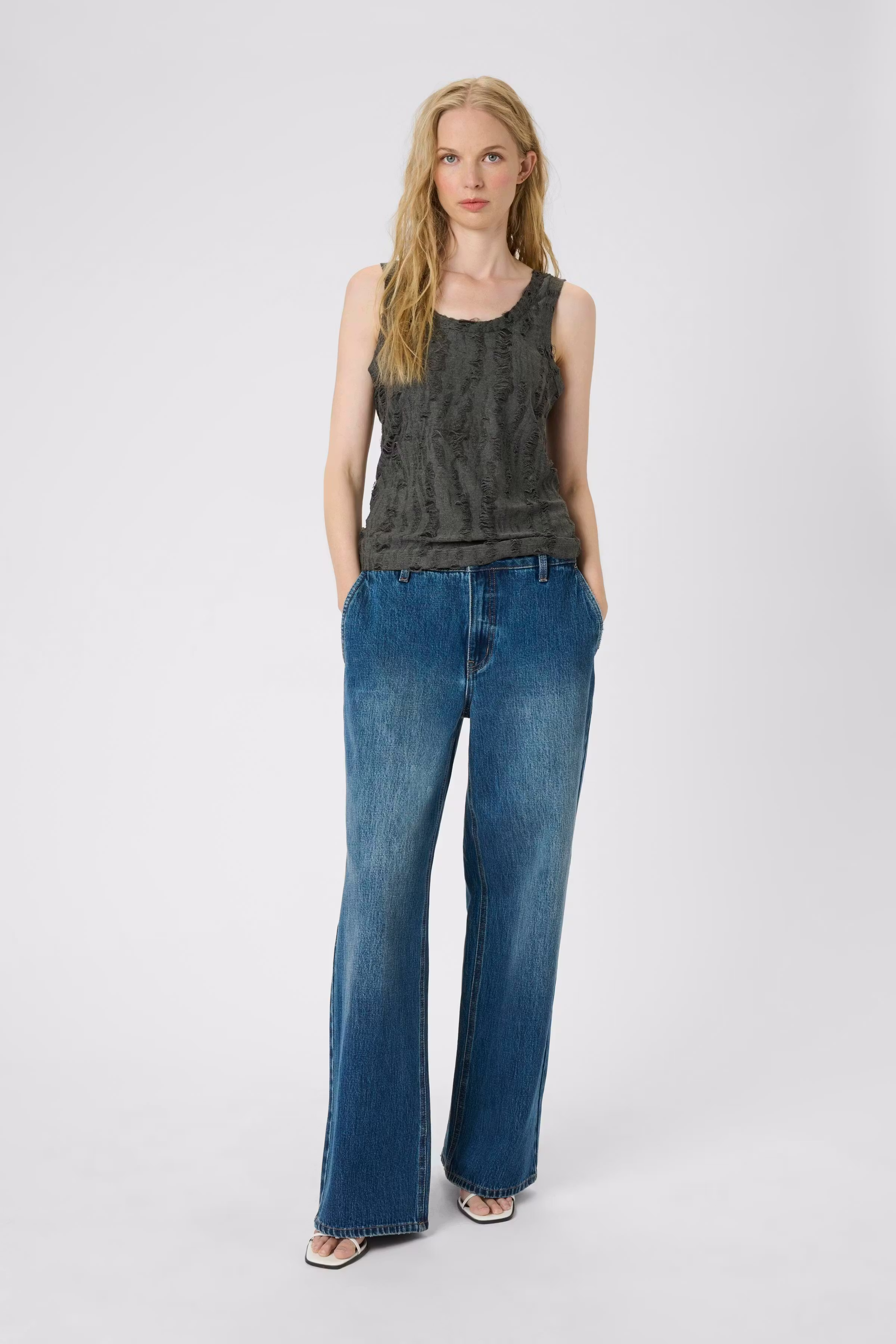 KBAlessia Top LOOKBOOK FRONT 10105551-183907
