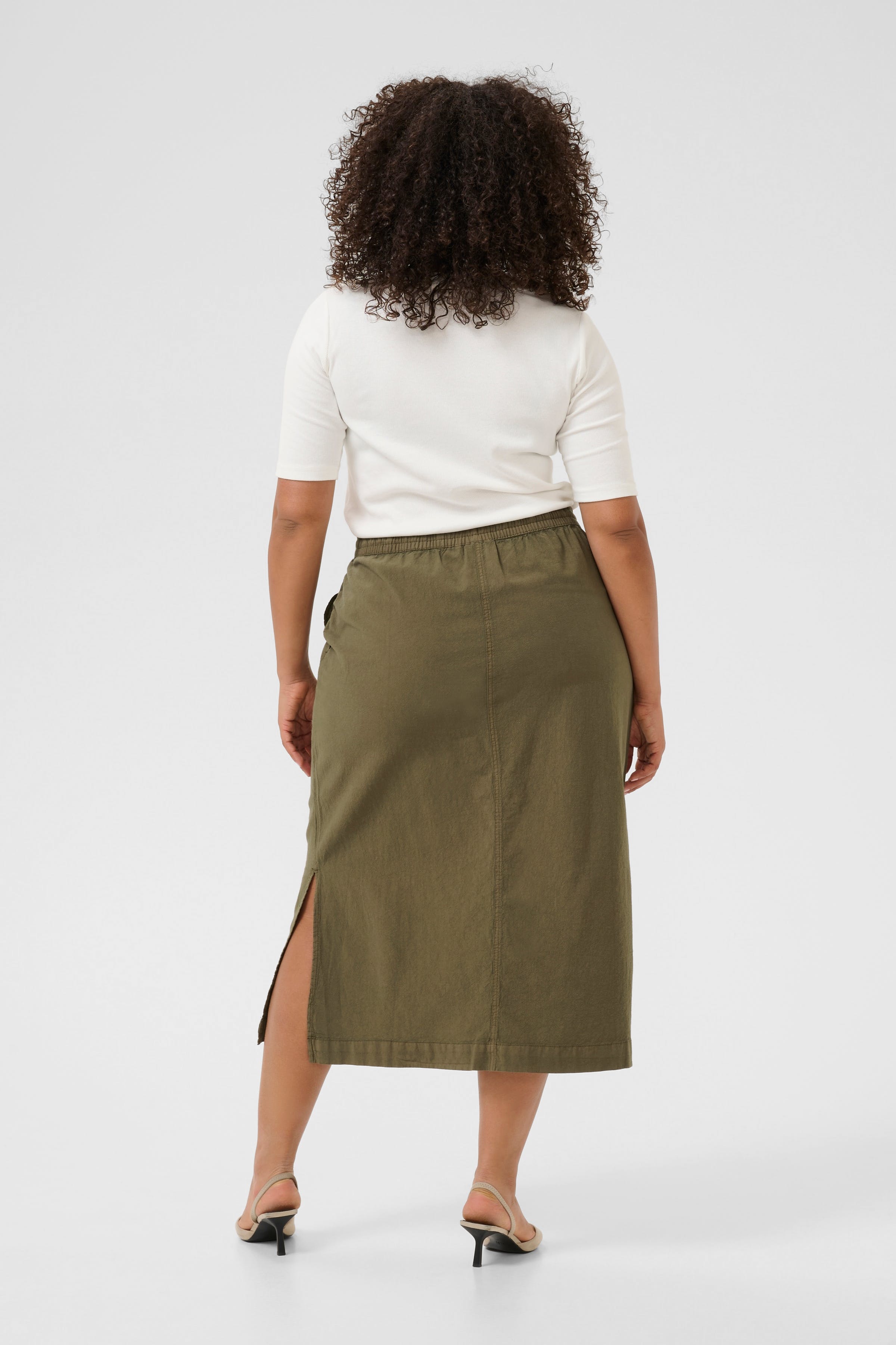 KCnana Skirt LOOKBOOK BACK 10582896-190511