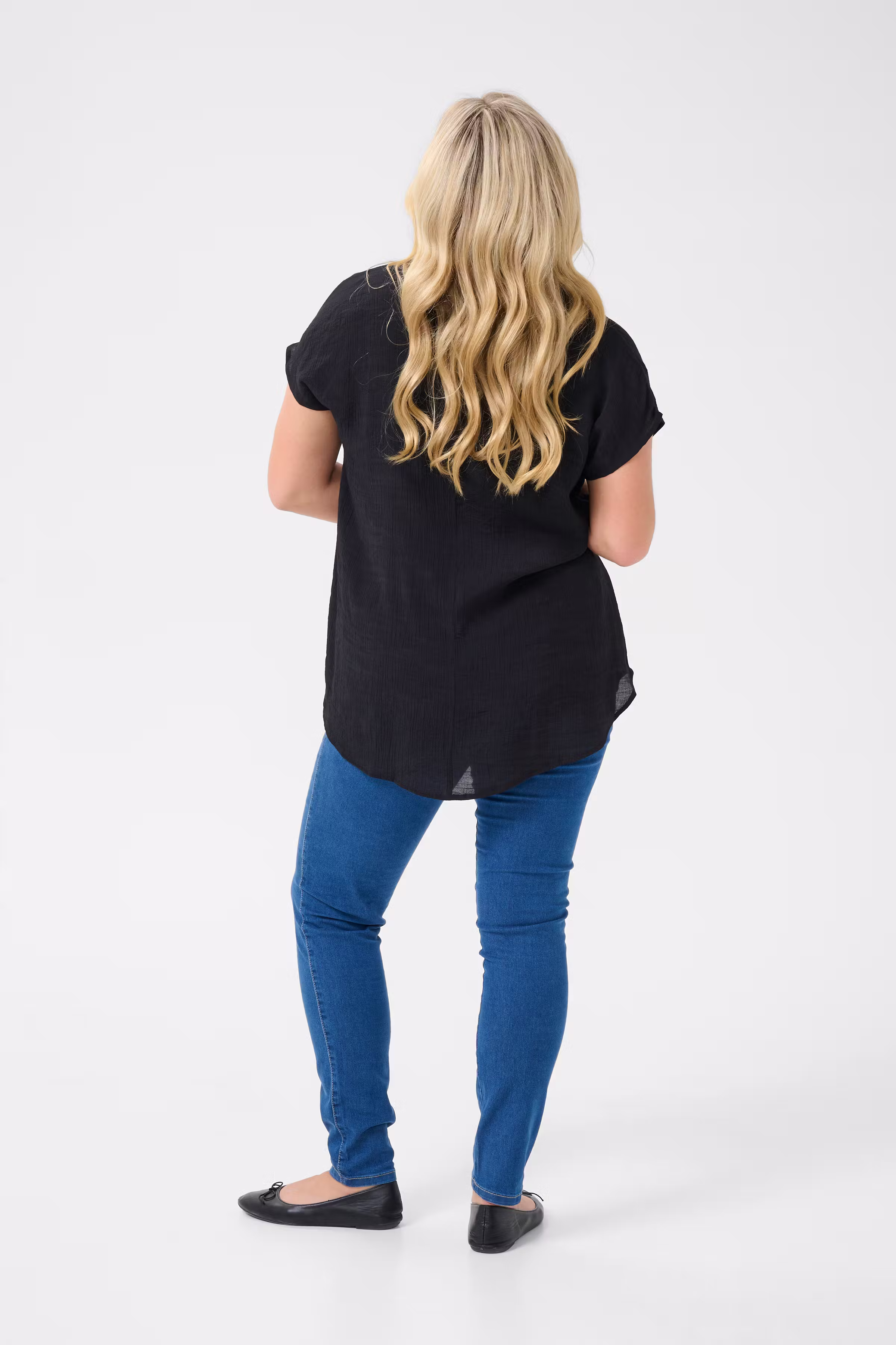 KCalia Blouse LOOKBOOK BACK 10583462-100121