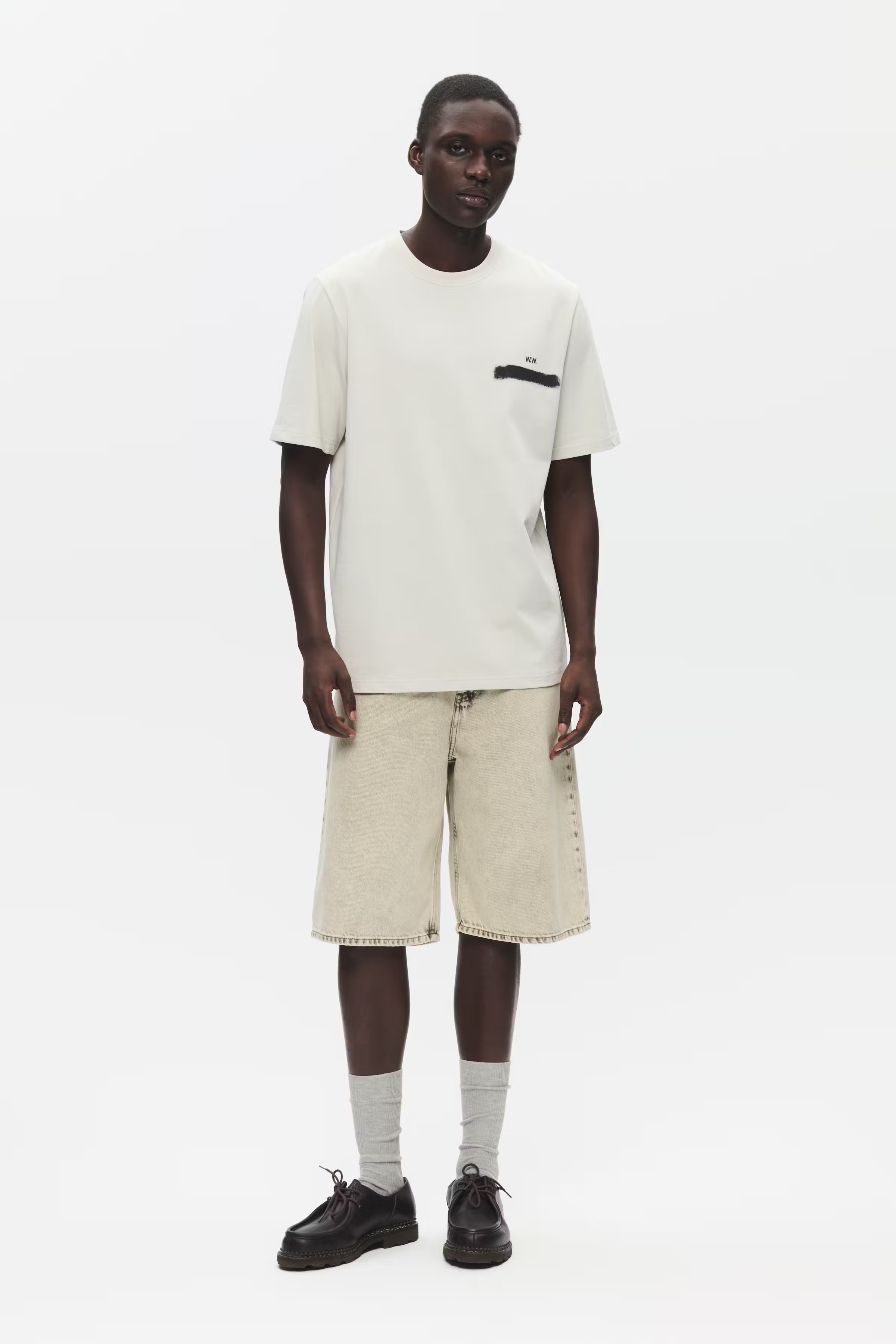 WWBobby T-shirt LOOKBOOK FRONT 30252098-134403