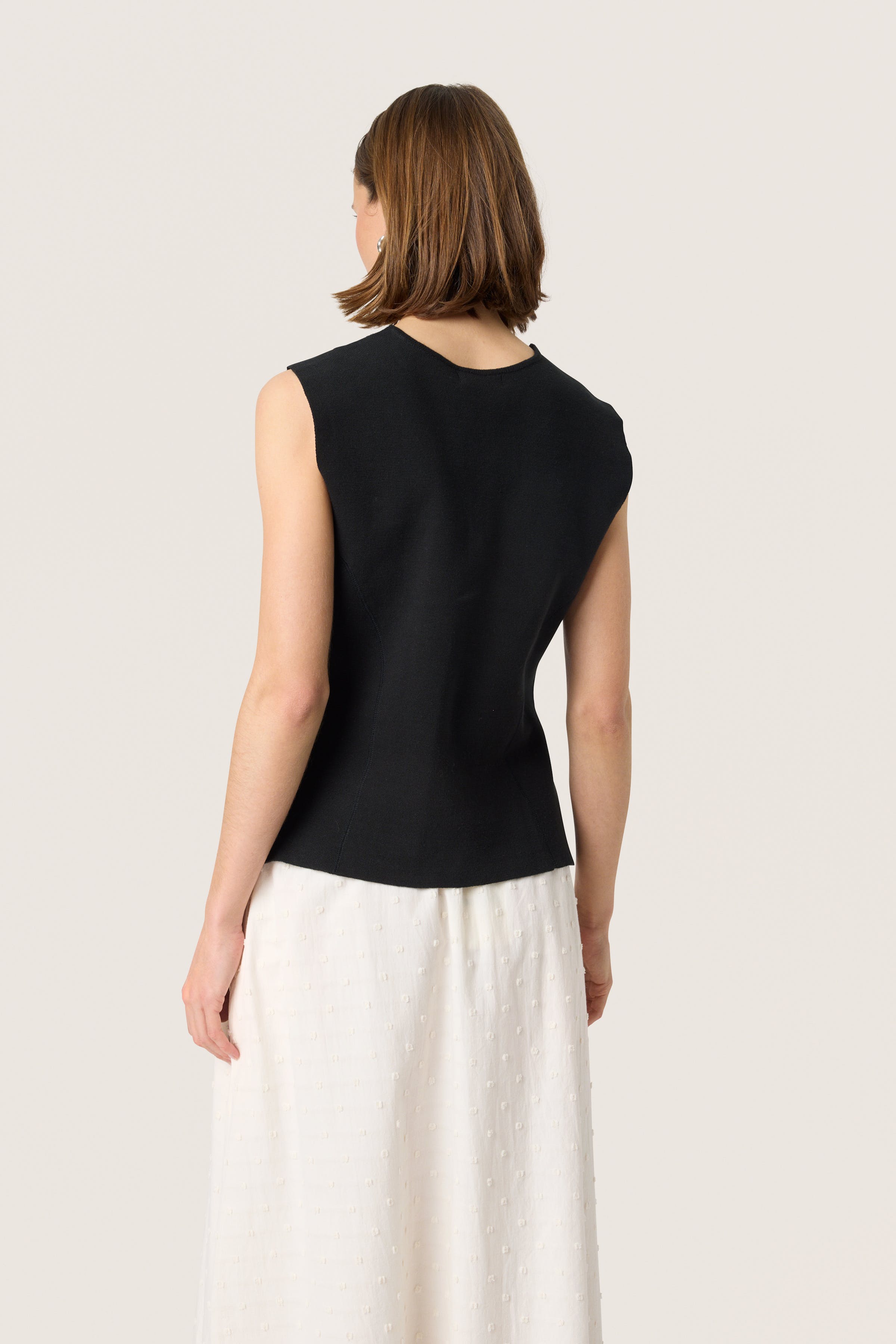 SLHaven Vest LOOKBOOK BACK 30408422-194008