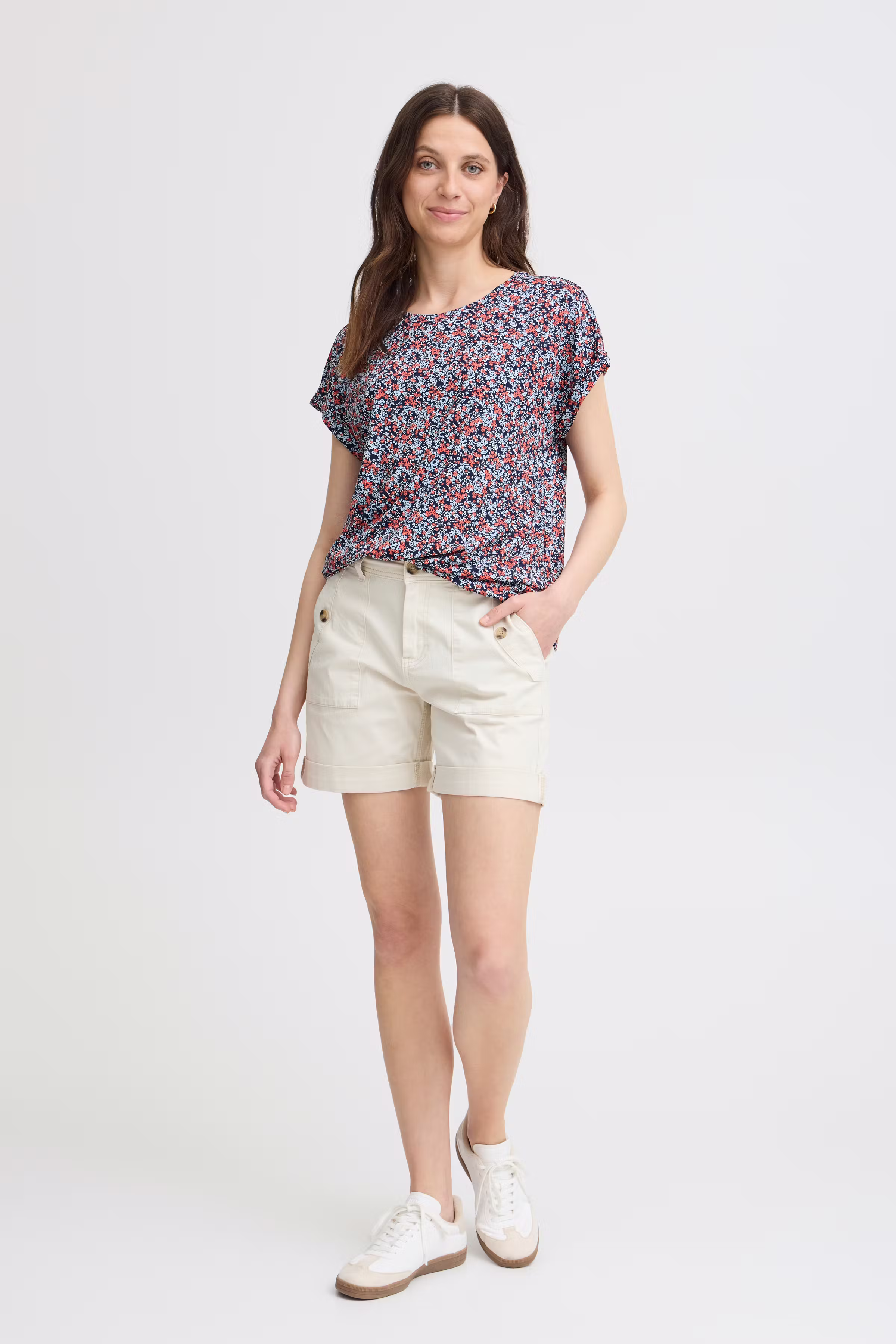 FRSEEN T-shirt LOOKBOOK FRONT 20610634-203755