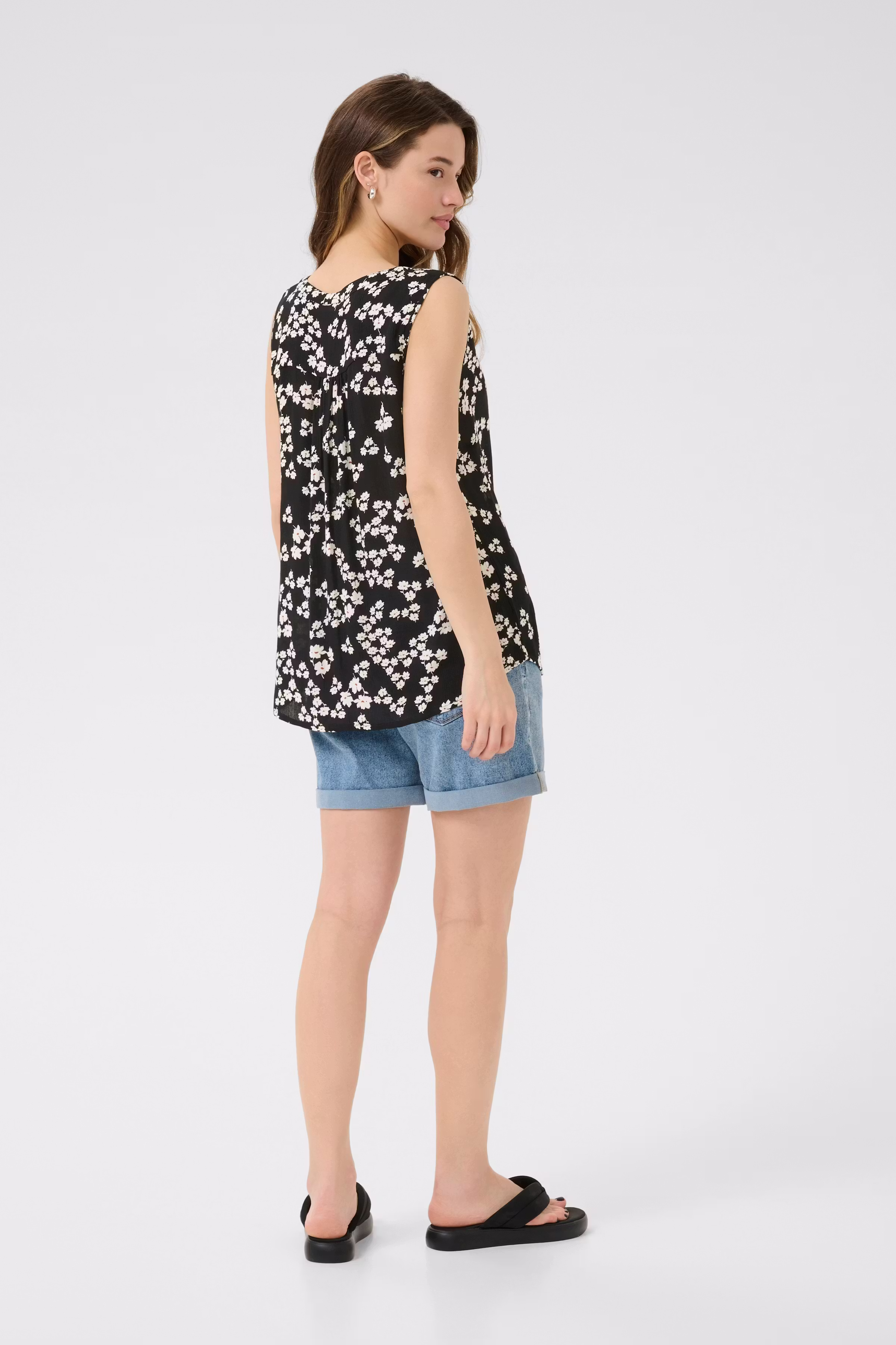KAamber Top LOOKBOOK BACK 10508255-107561