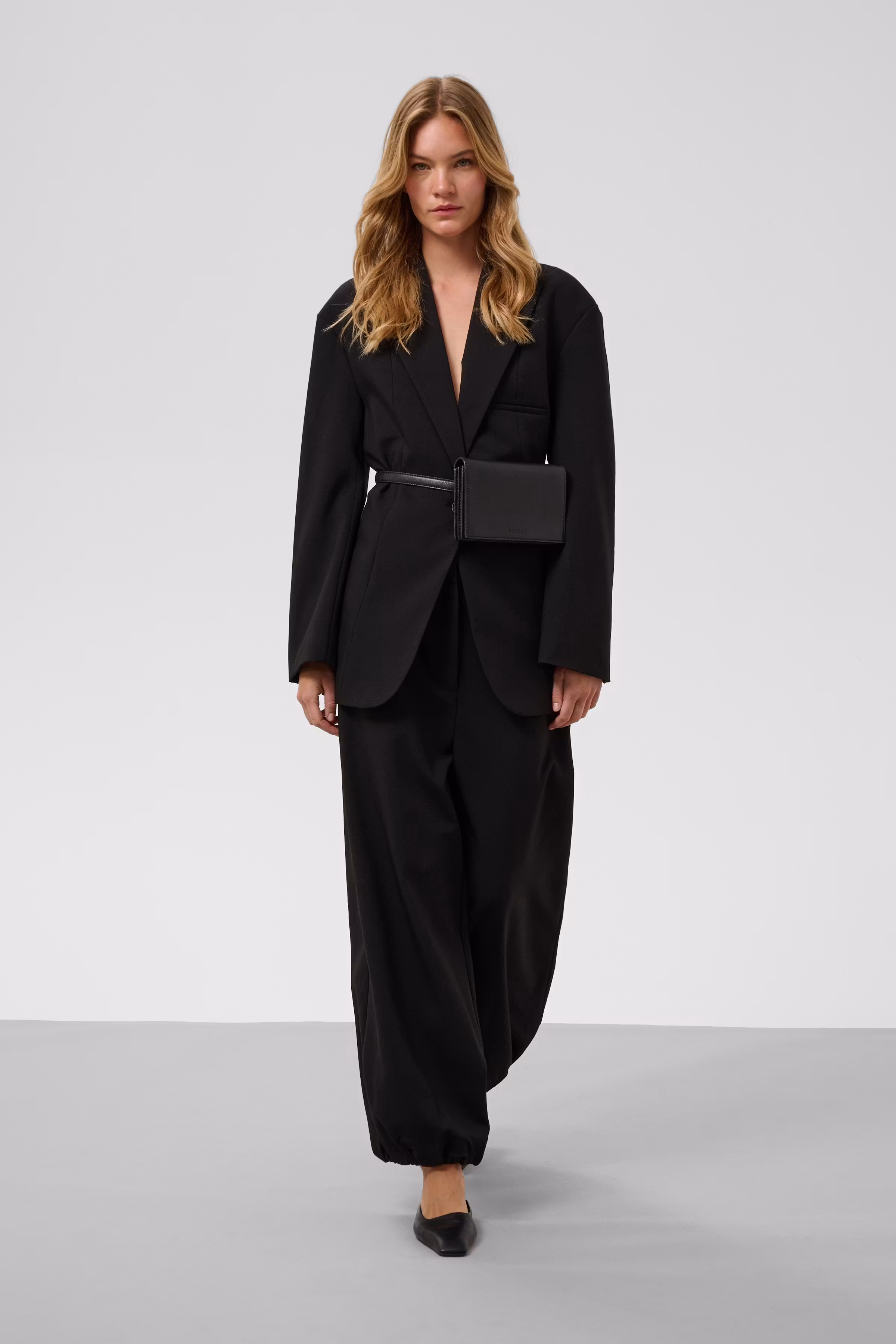 SLCorinne Blazer LOOKBOOK FRONT 30409510-194008