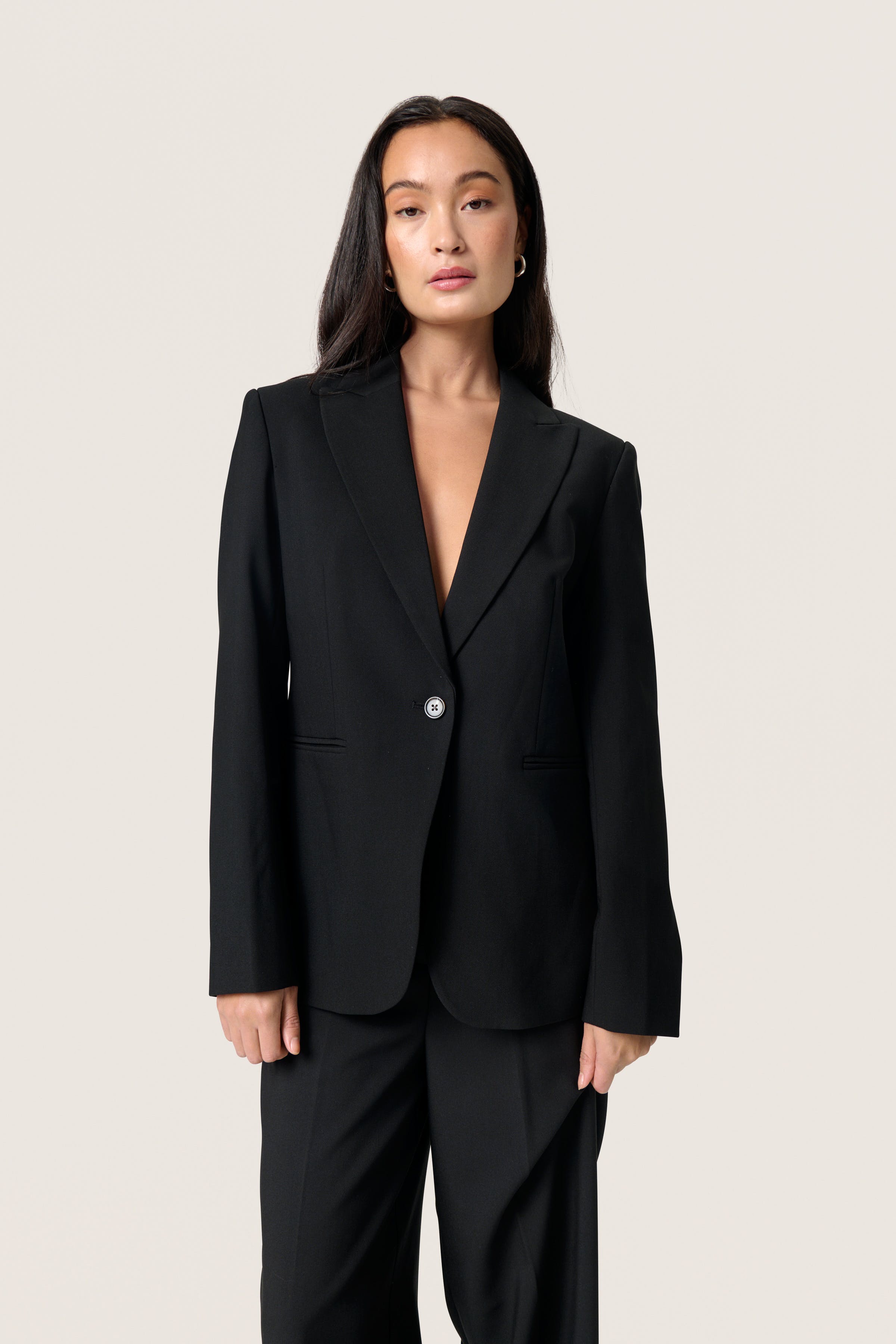 SLCorinne Blazer LOOKBOOK FRONT 30407532-194008