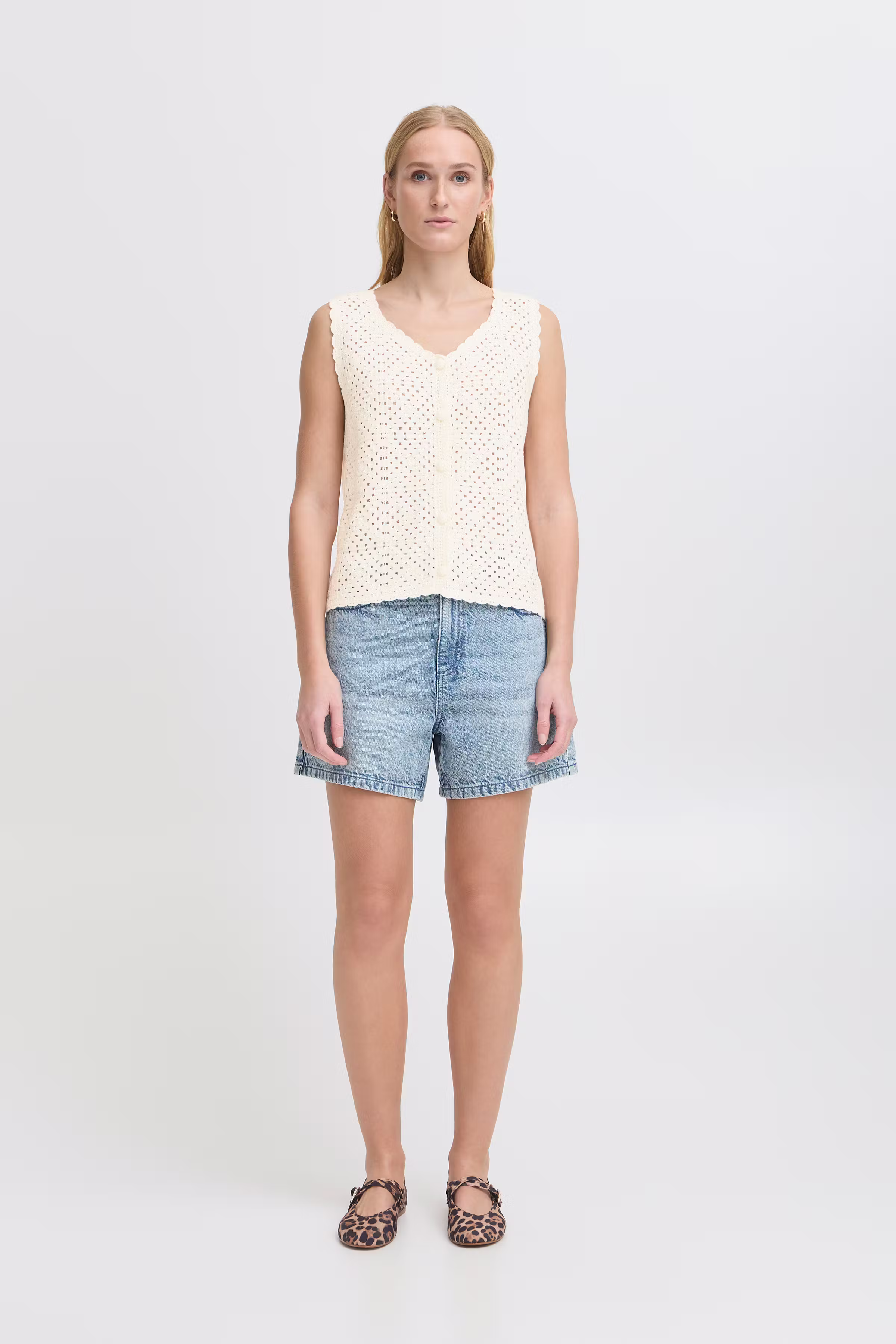 IHBANDIE Vest LOOKBOOK FRONT 20123425-130905