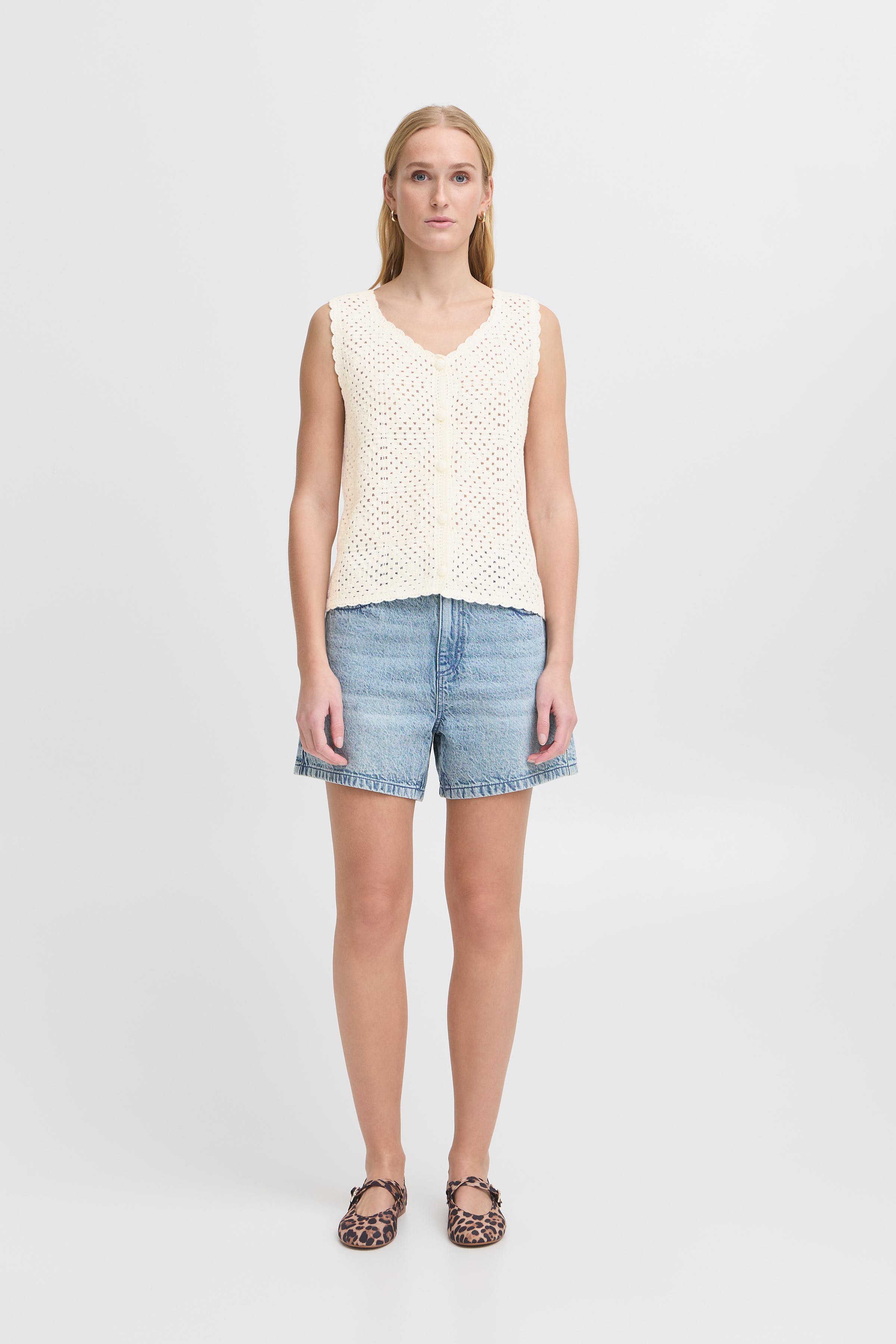 IHBANDIE Vest LOOKBOOK FRONT 20123425-130905