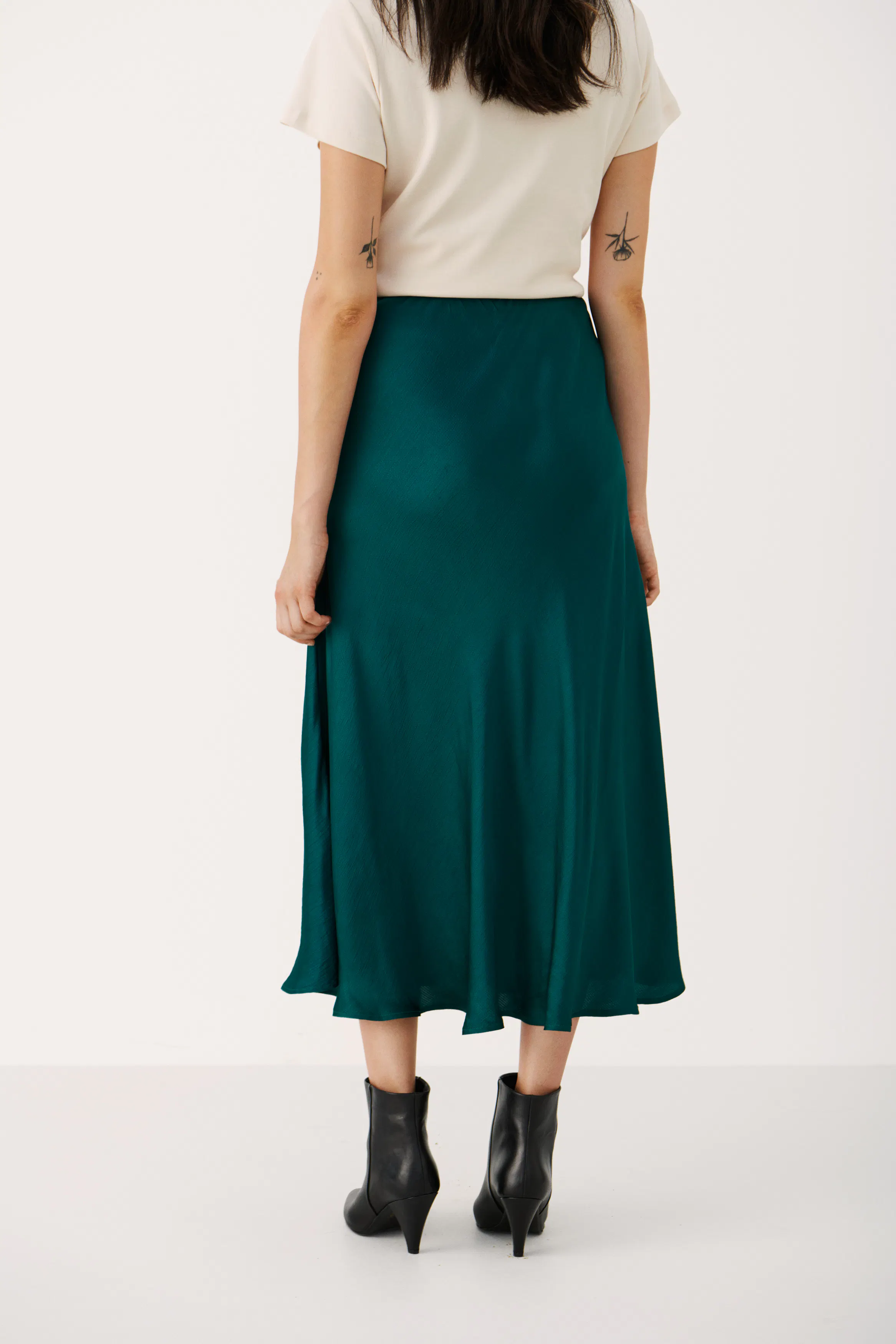 RinPW Kjol LOOKBOOK BACK 30307166-195220