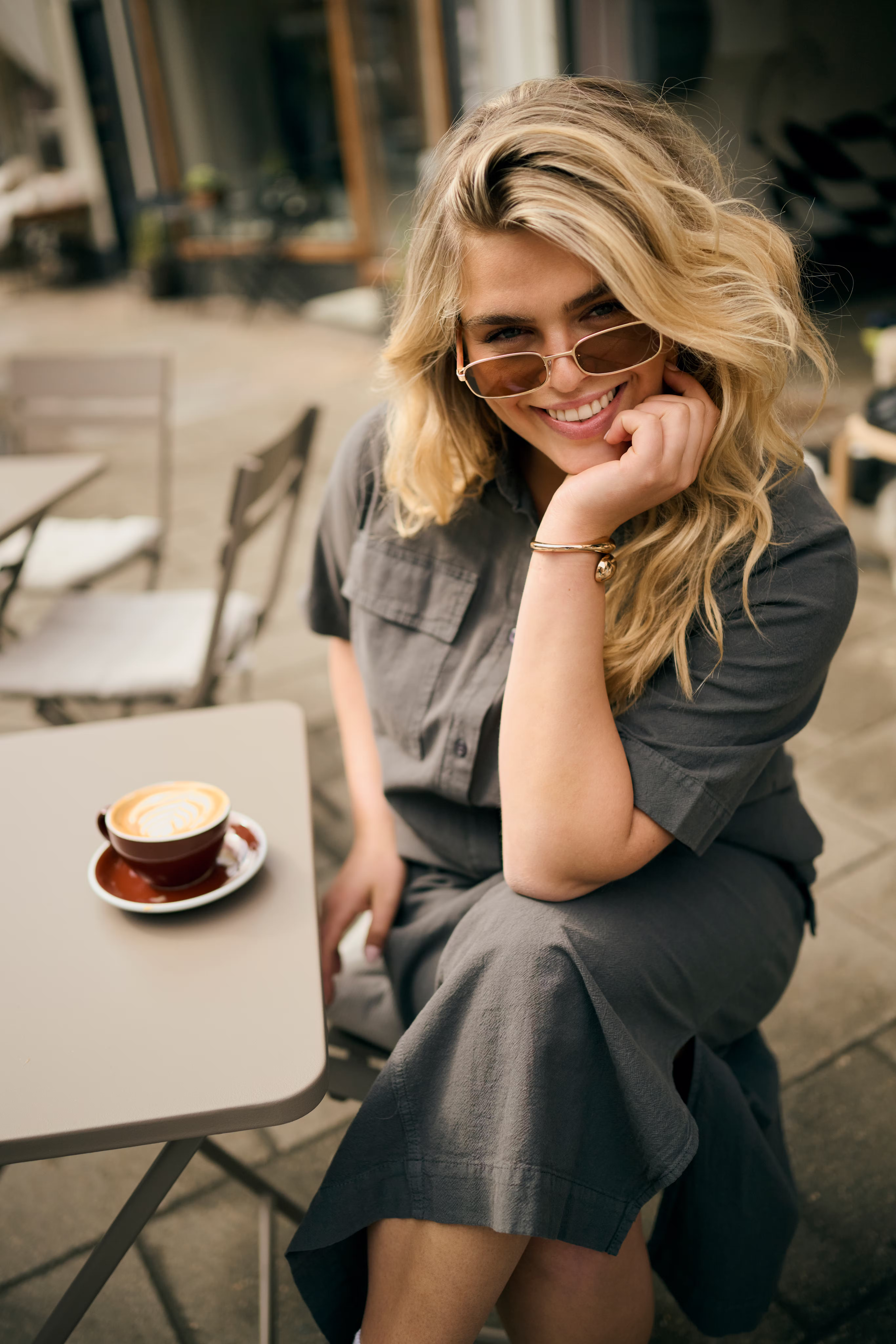 KCnana Shirt LOCATION NONE 10582893-190205