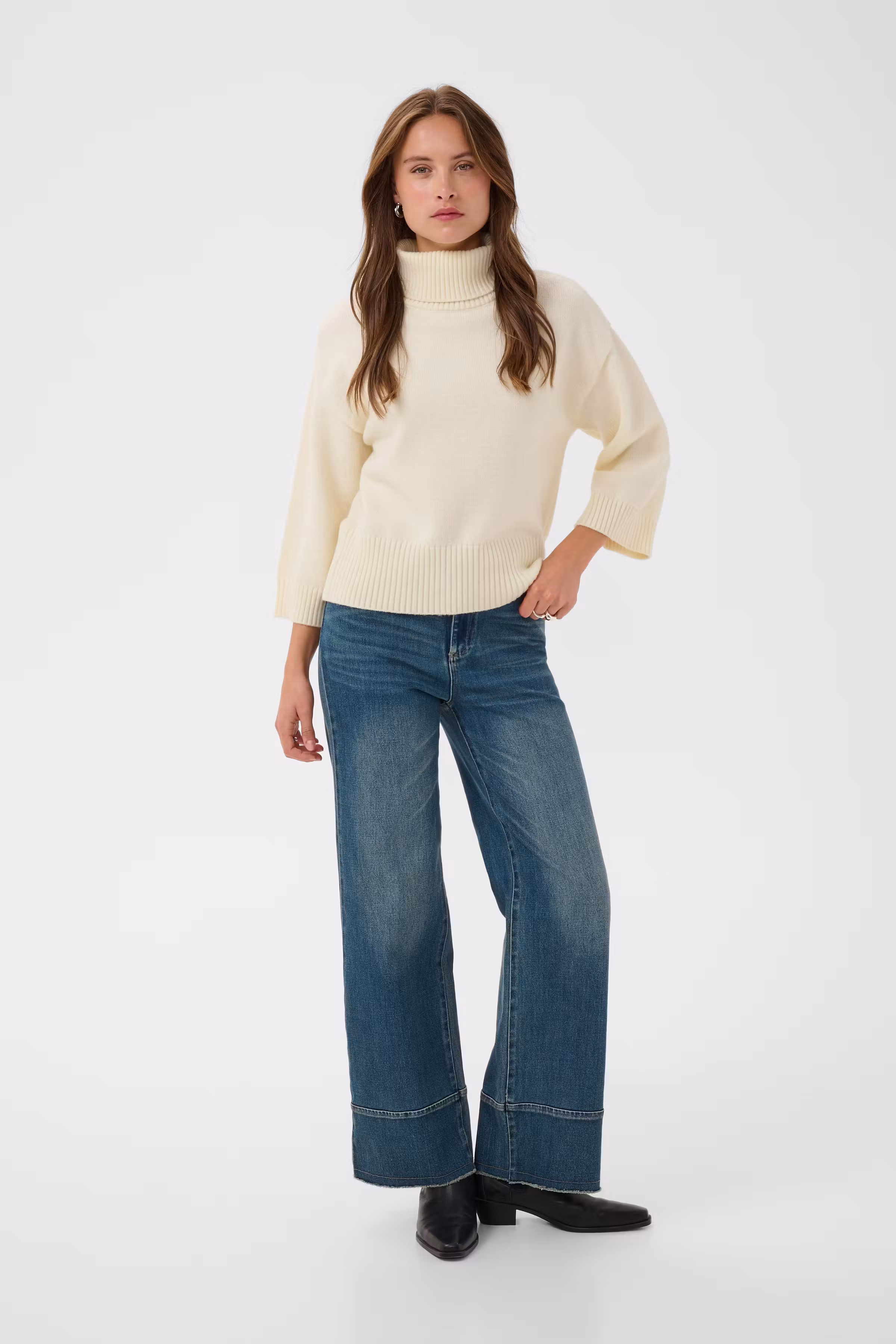 UminaSZ Pullover LOOKBOOK FRONT 30515581-110605