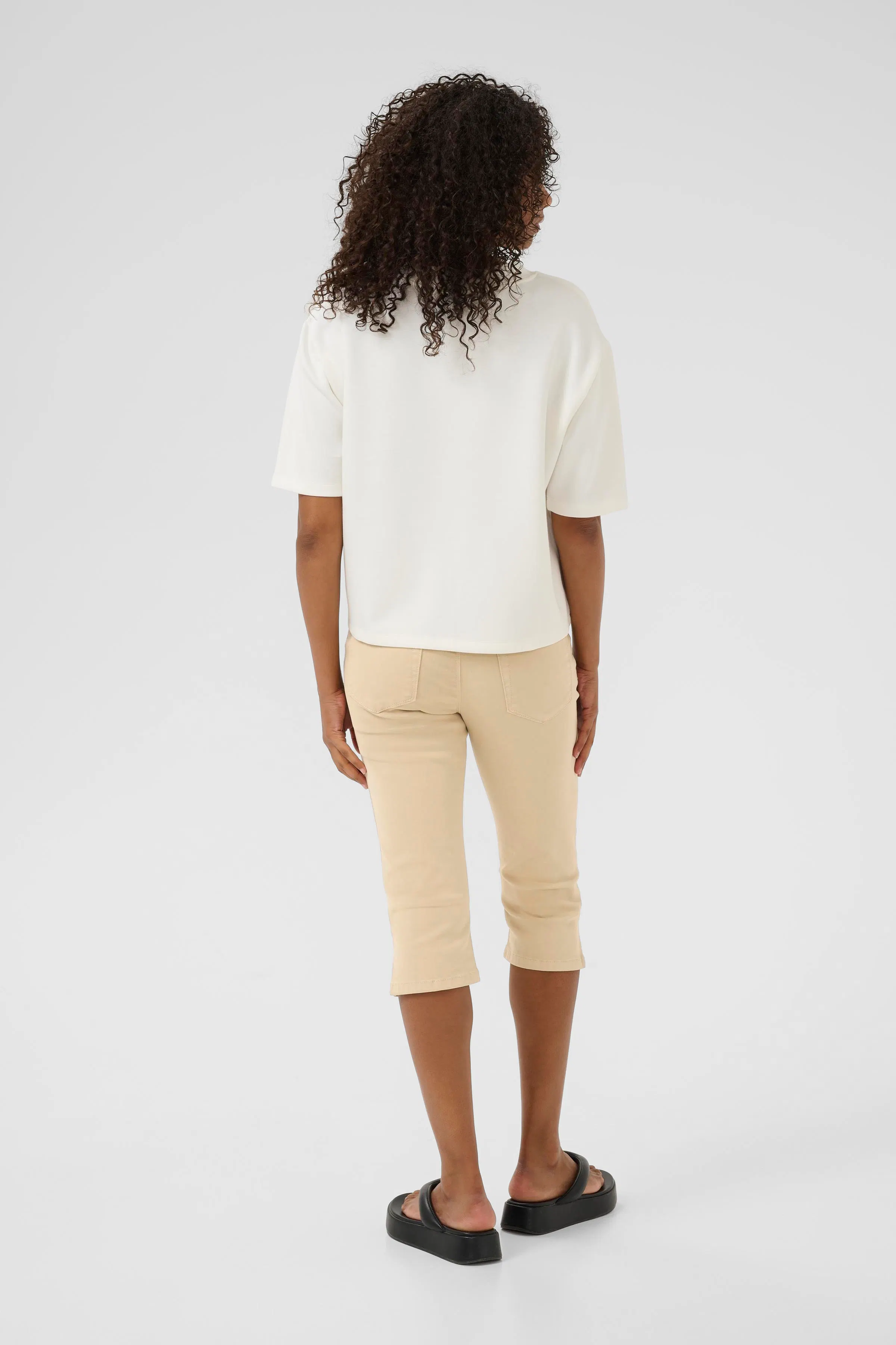 KAzelina Capri bukser LOOKBOOK BACK 10506525-151305