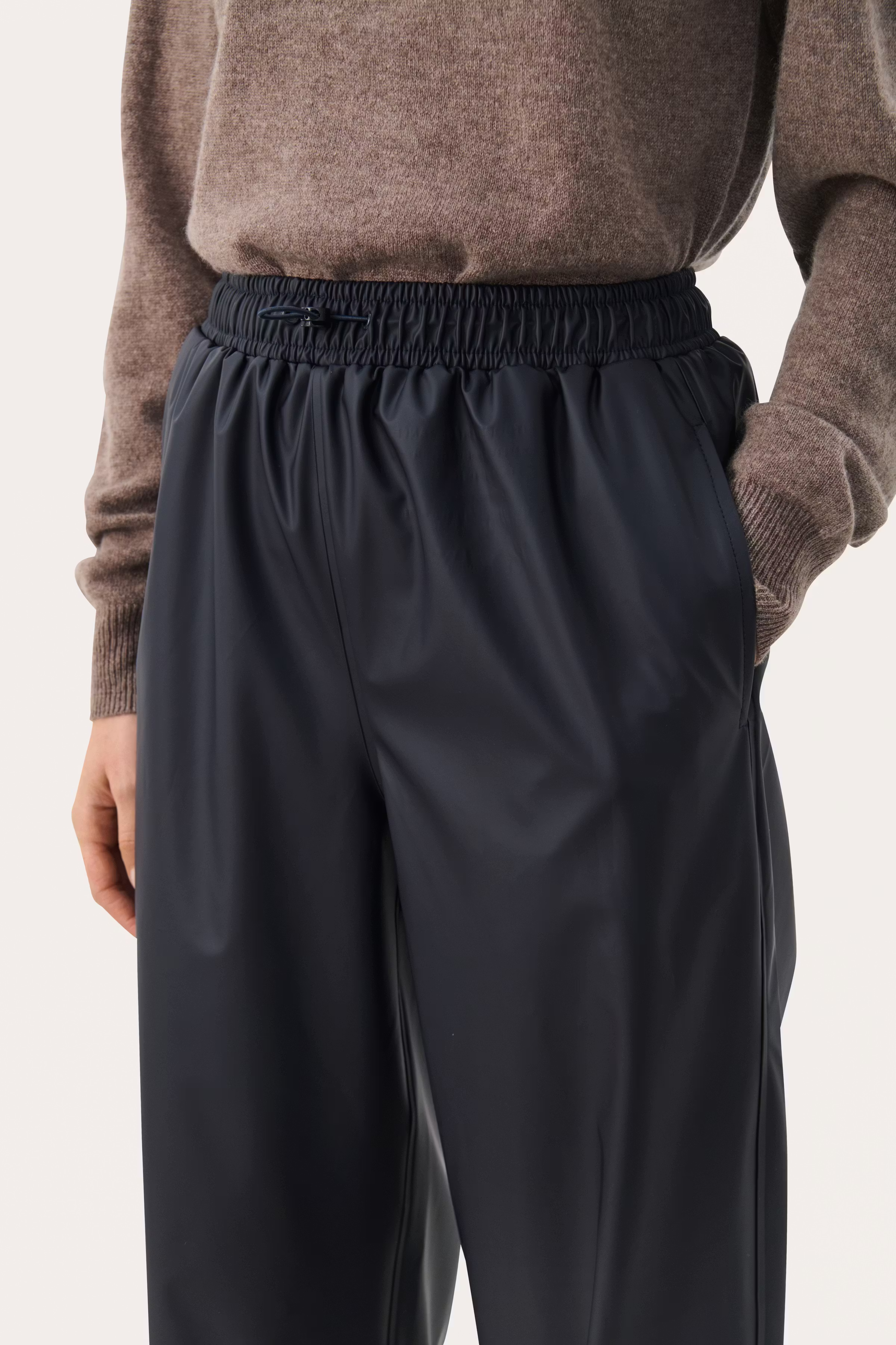 NicolettaPW Regenhose LOOKBOOK DETAIL 30309200-194013